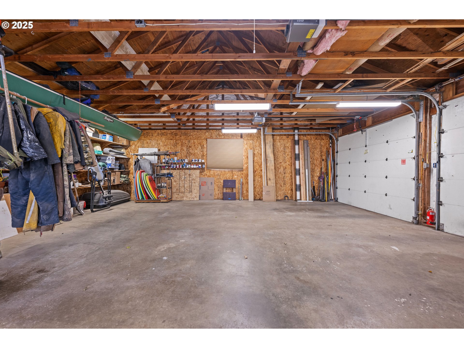 311 NW WARRENTON DR