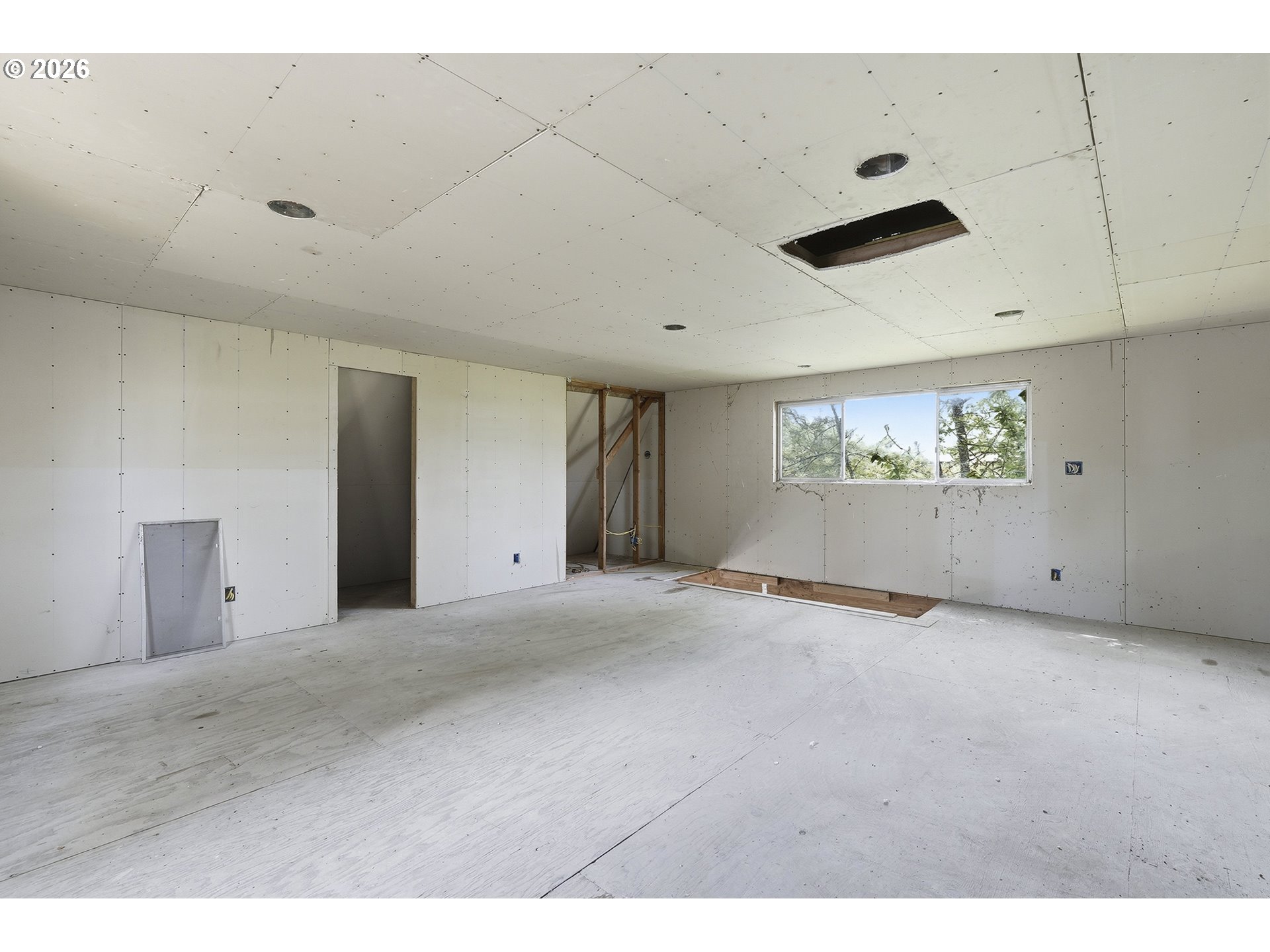 27688 S HIGHWAY 213