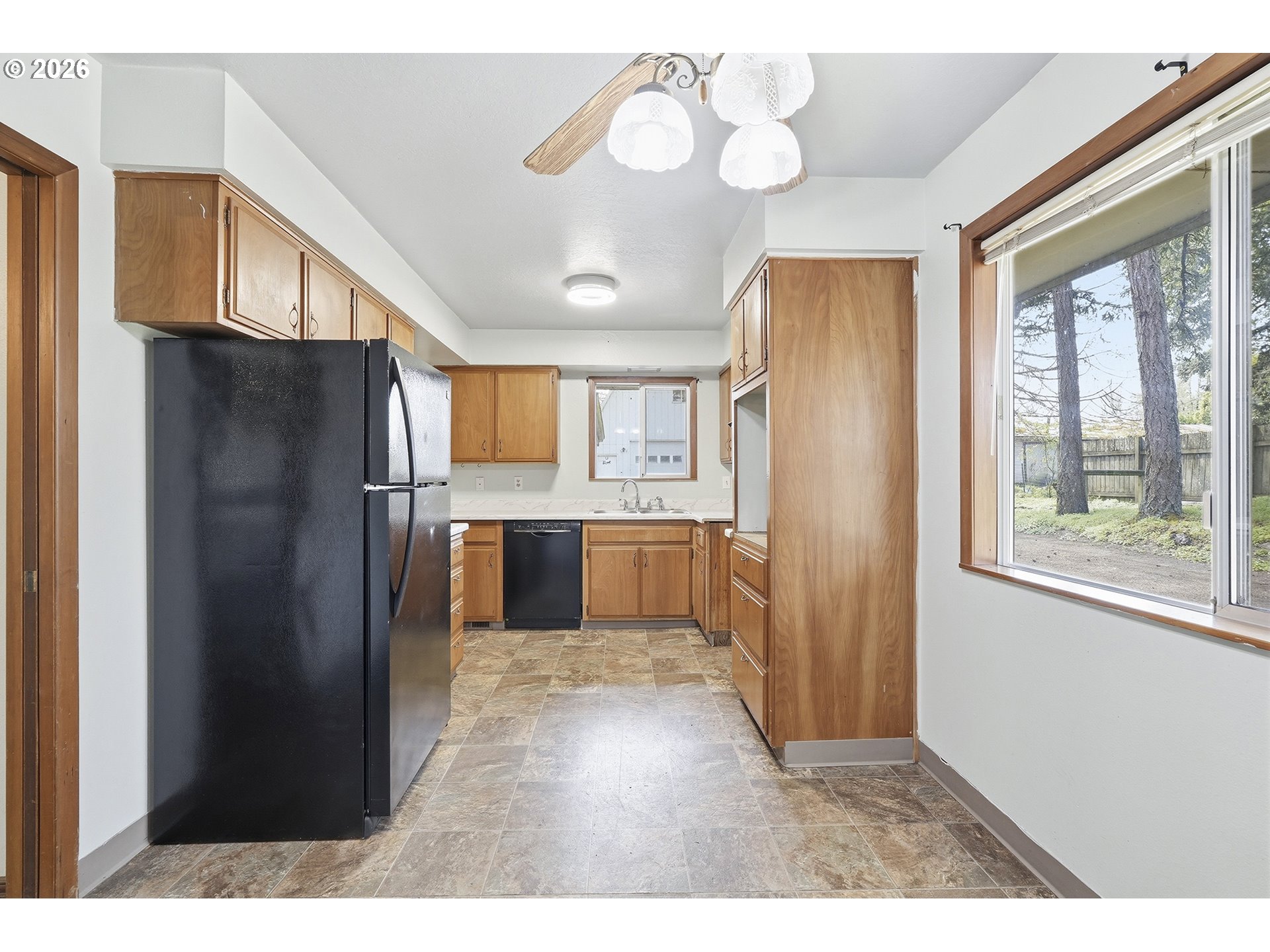 27688 S HIGHWAY 213