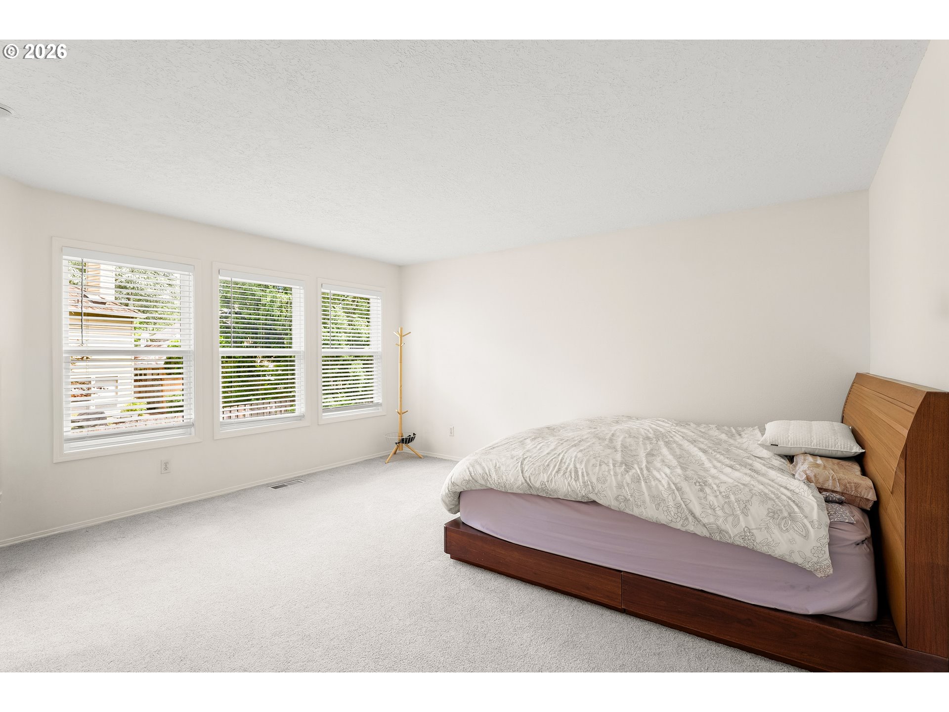5135 Greensborough CT