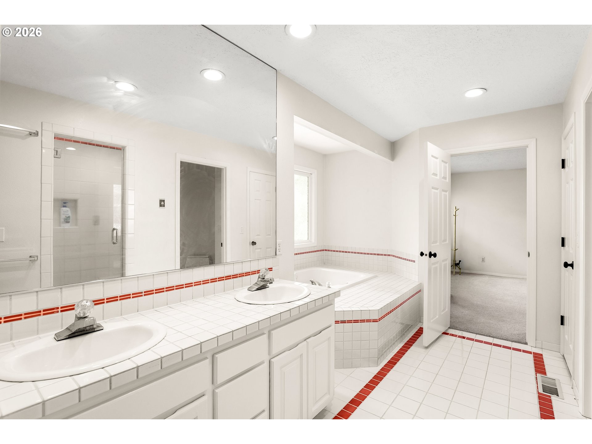 5135 Greensborough CT