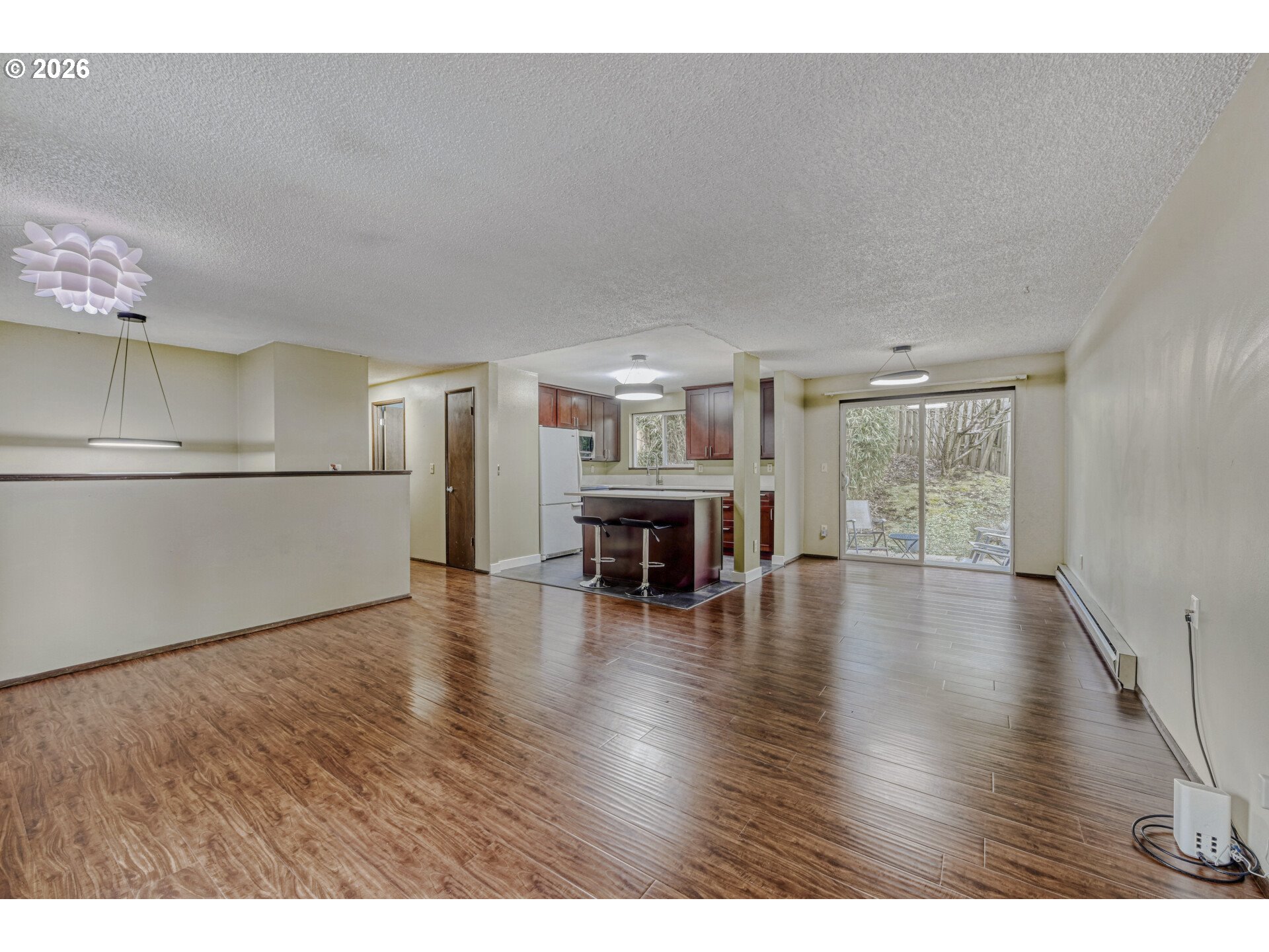 223 SW Taylors Ferry RD