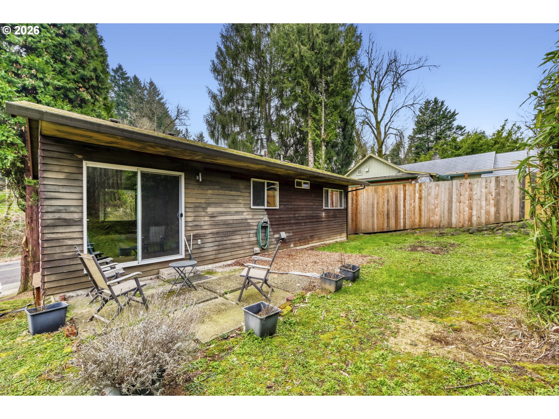 223 SW Taylors Ferry RD