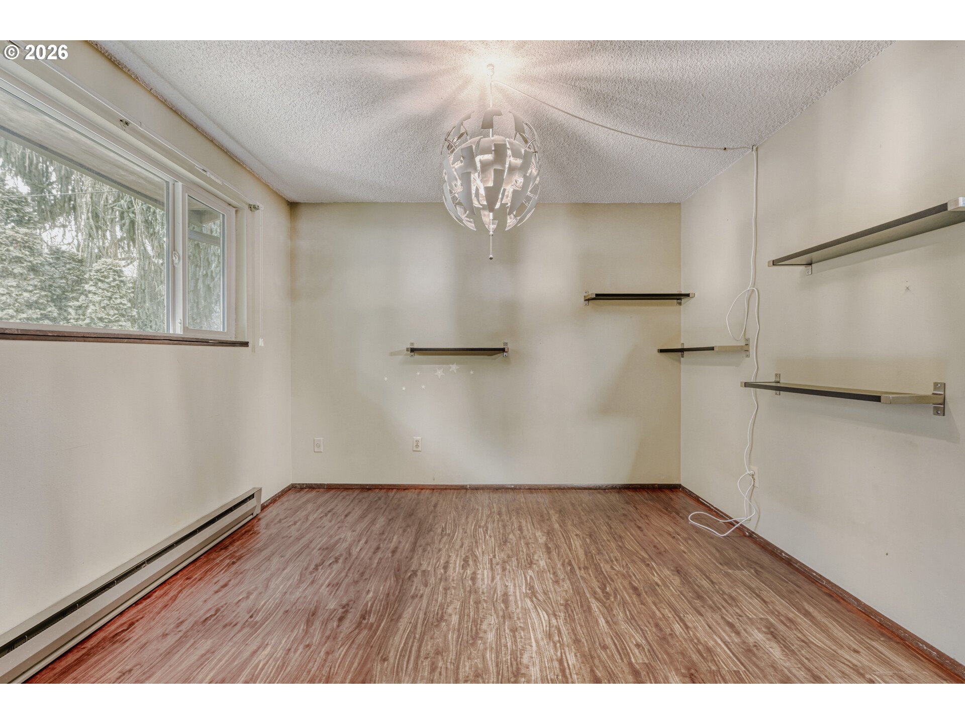 223 SW Taylors Ferry RD