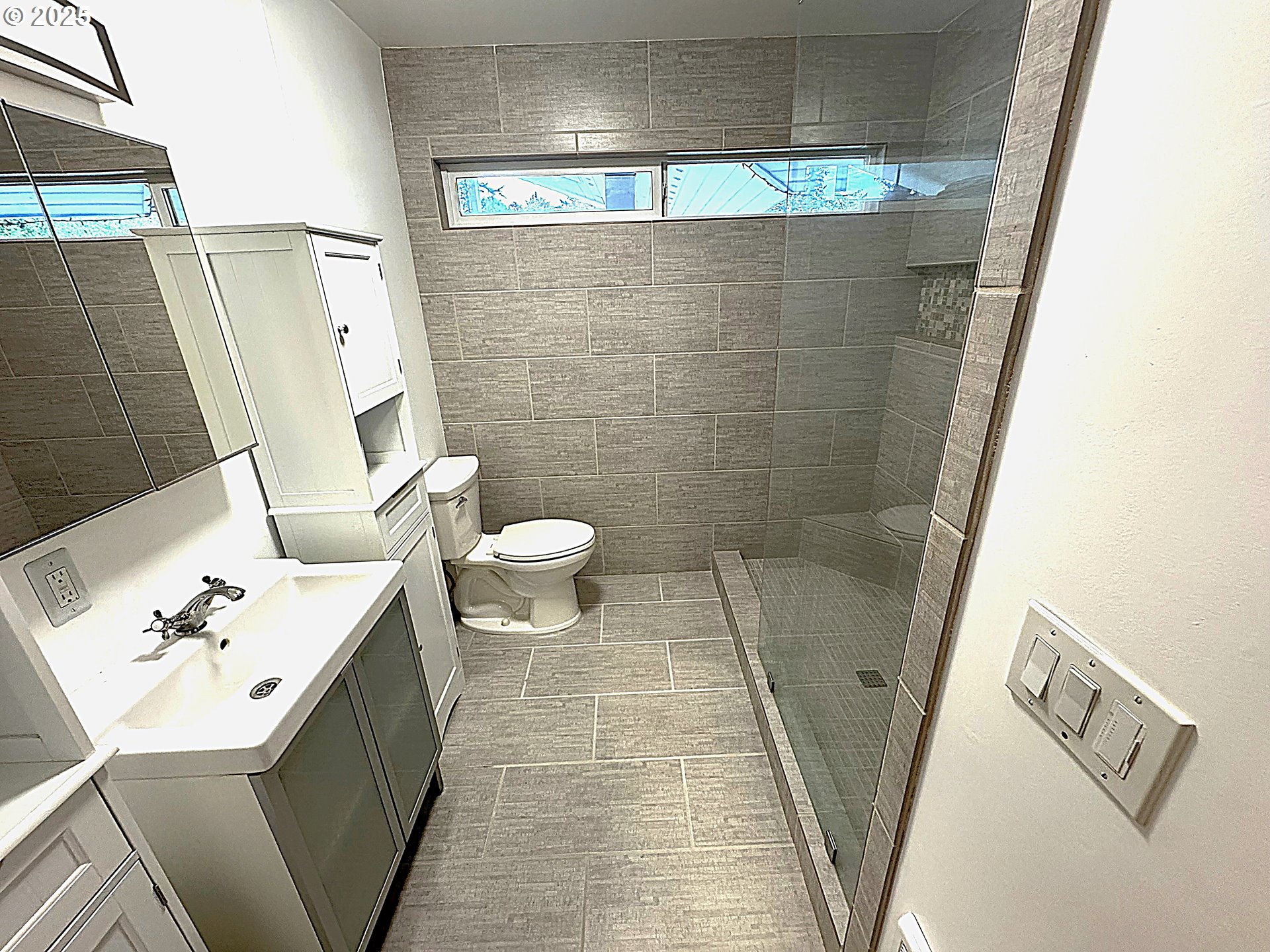 2442 SE 190TH AVE
