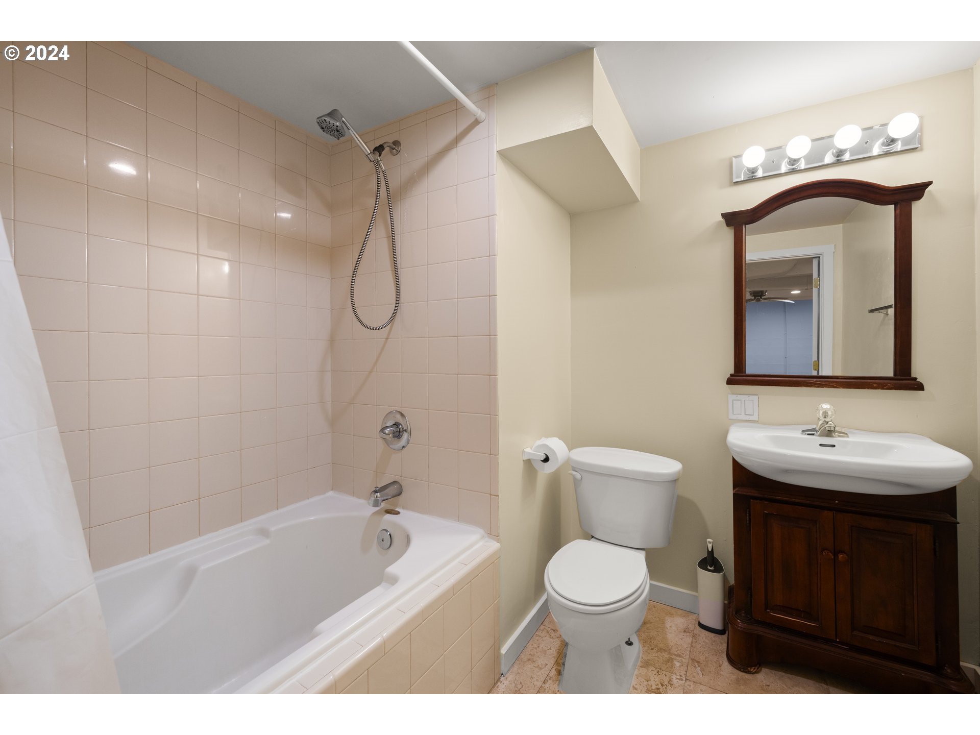 7938 SE BARBARA WELCH RD