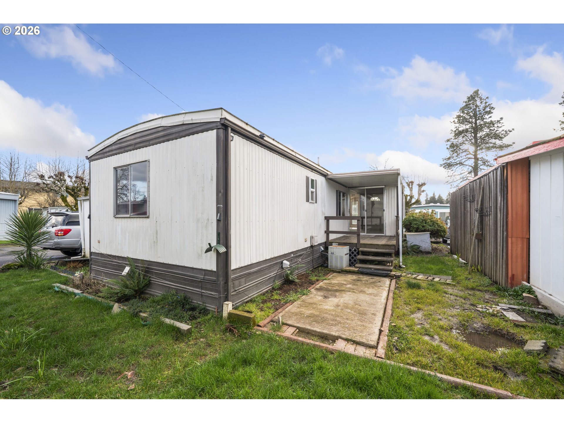 4400 SE ROETHE RD 19