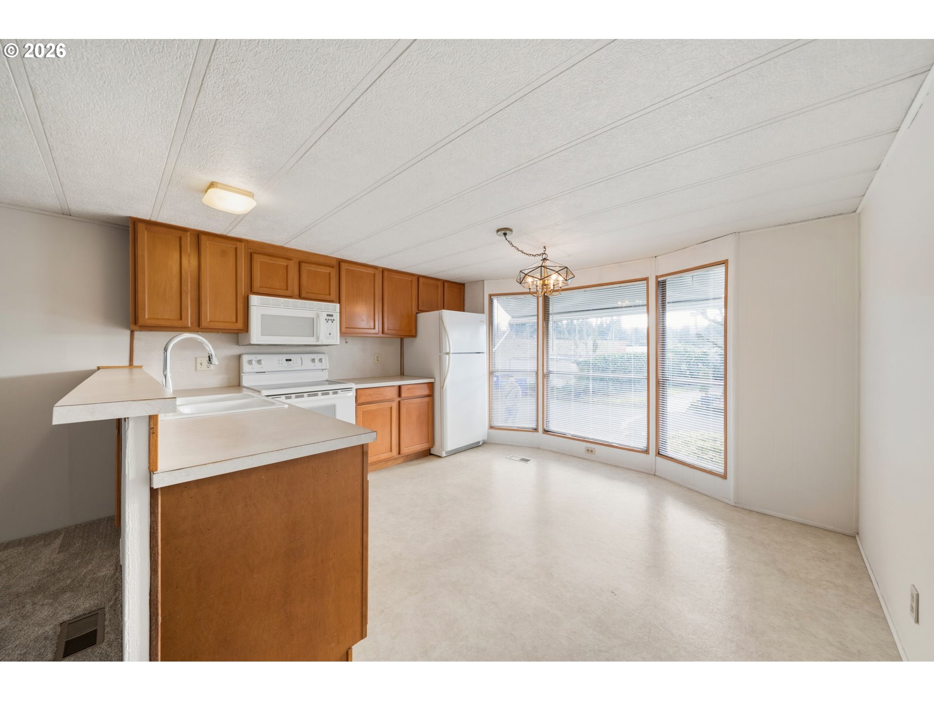 4400 SE ROETHE RD 19