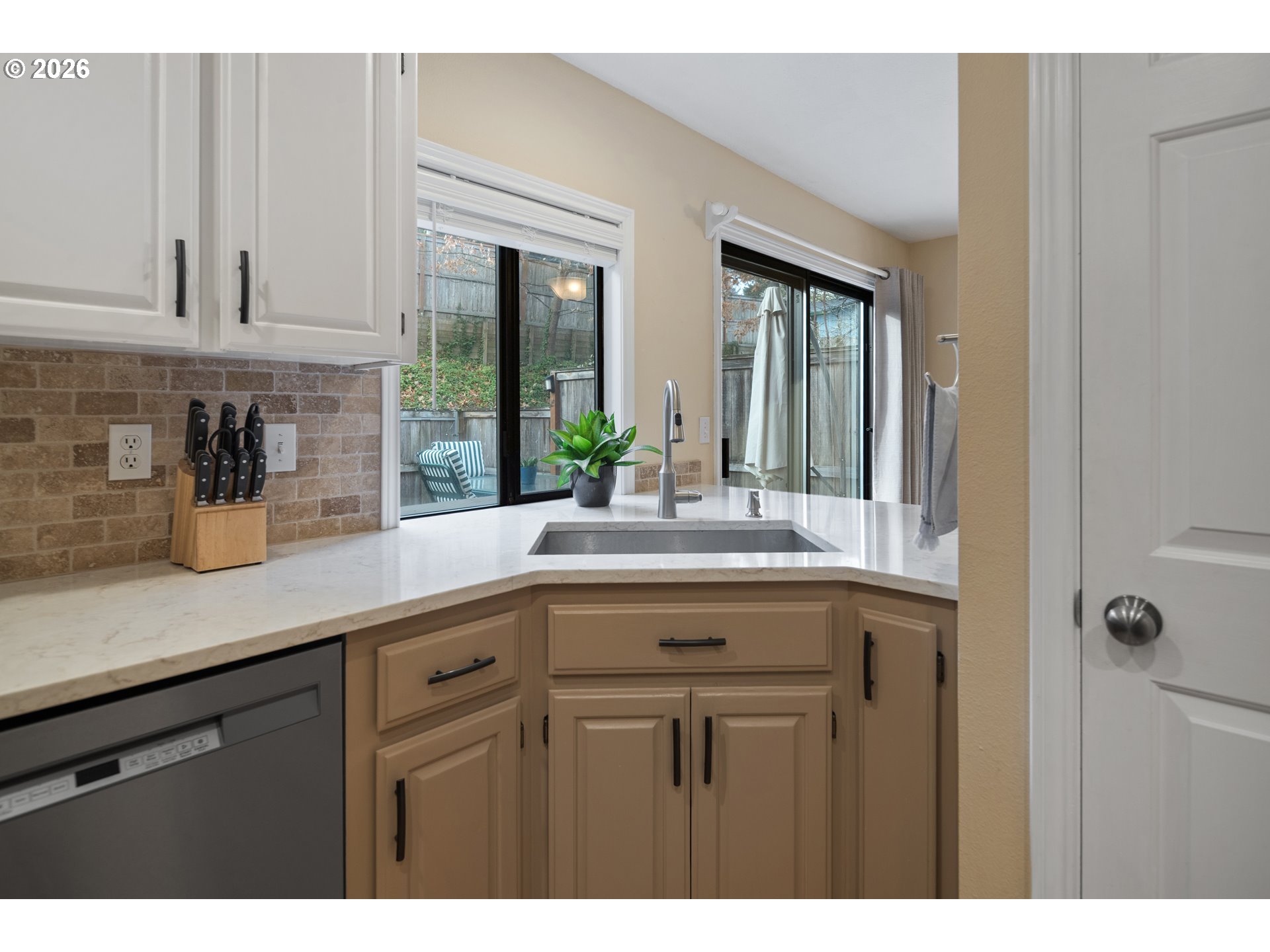 7949 SW CONNEMARA TER