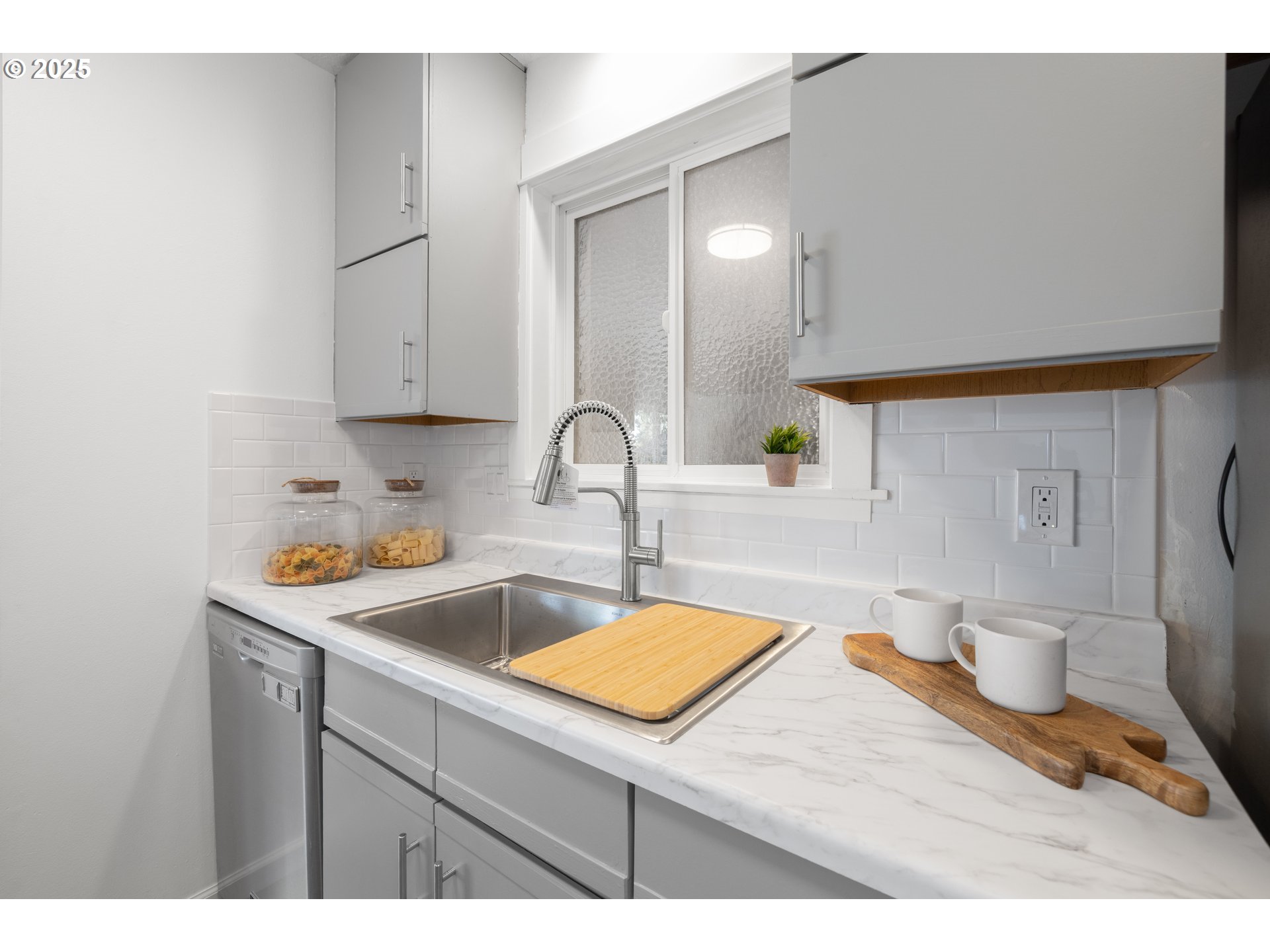 18800 NW TOLOVANA ST