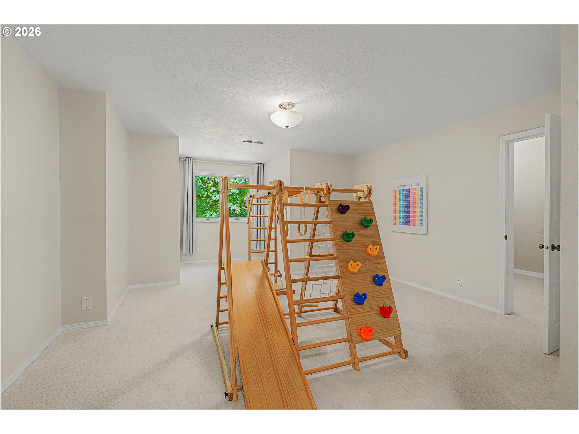 3046 SW FAIRMOUNT BLVD