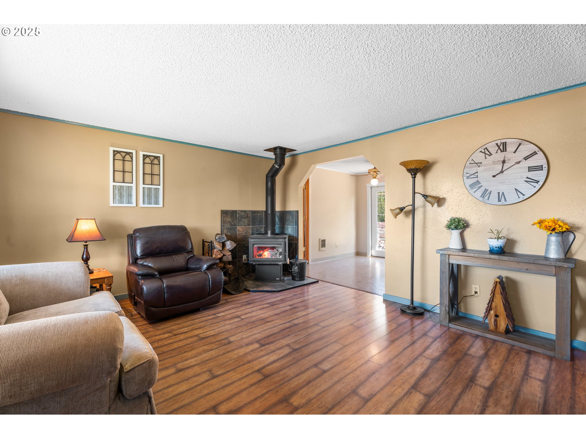 2 BERWICK CT