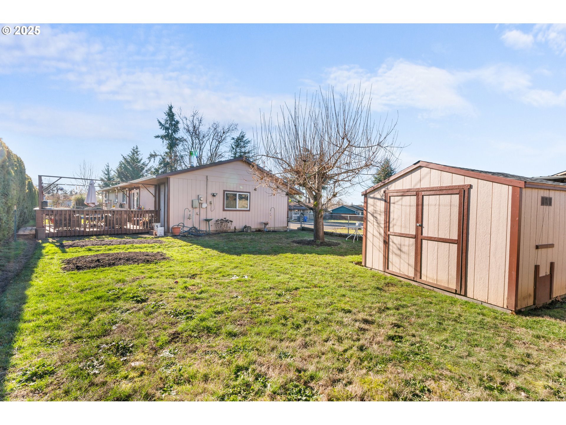 2 BERWICK CT