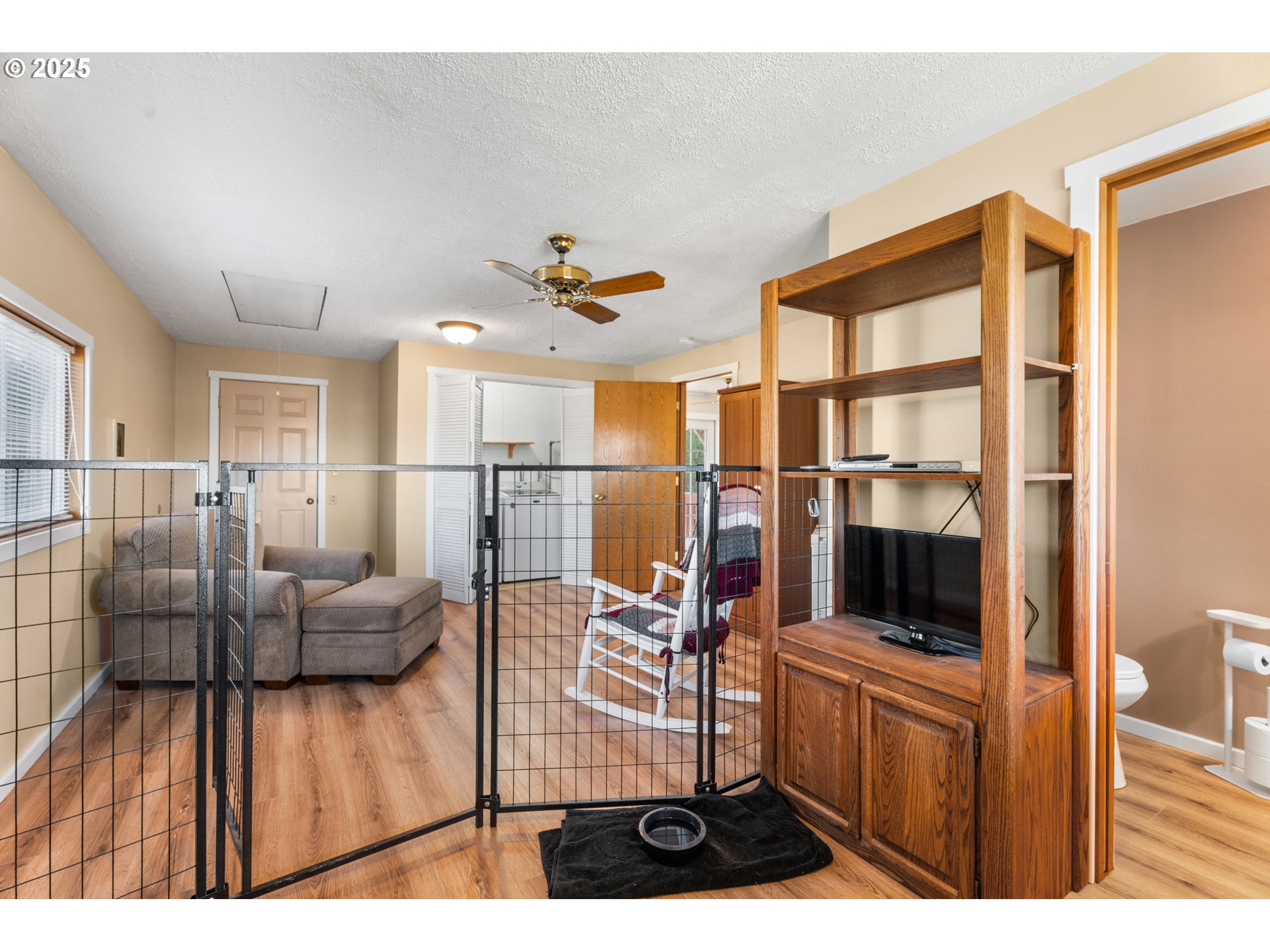 2 BERWICK CT