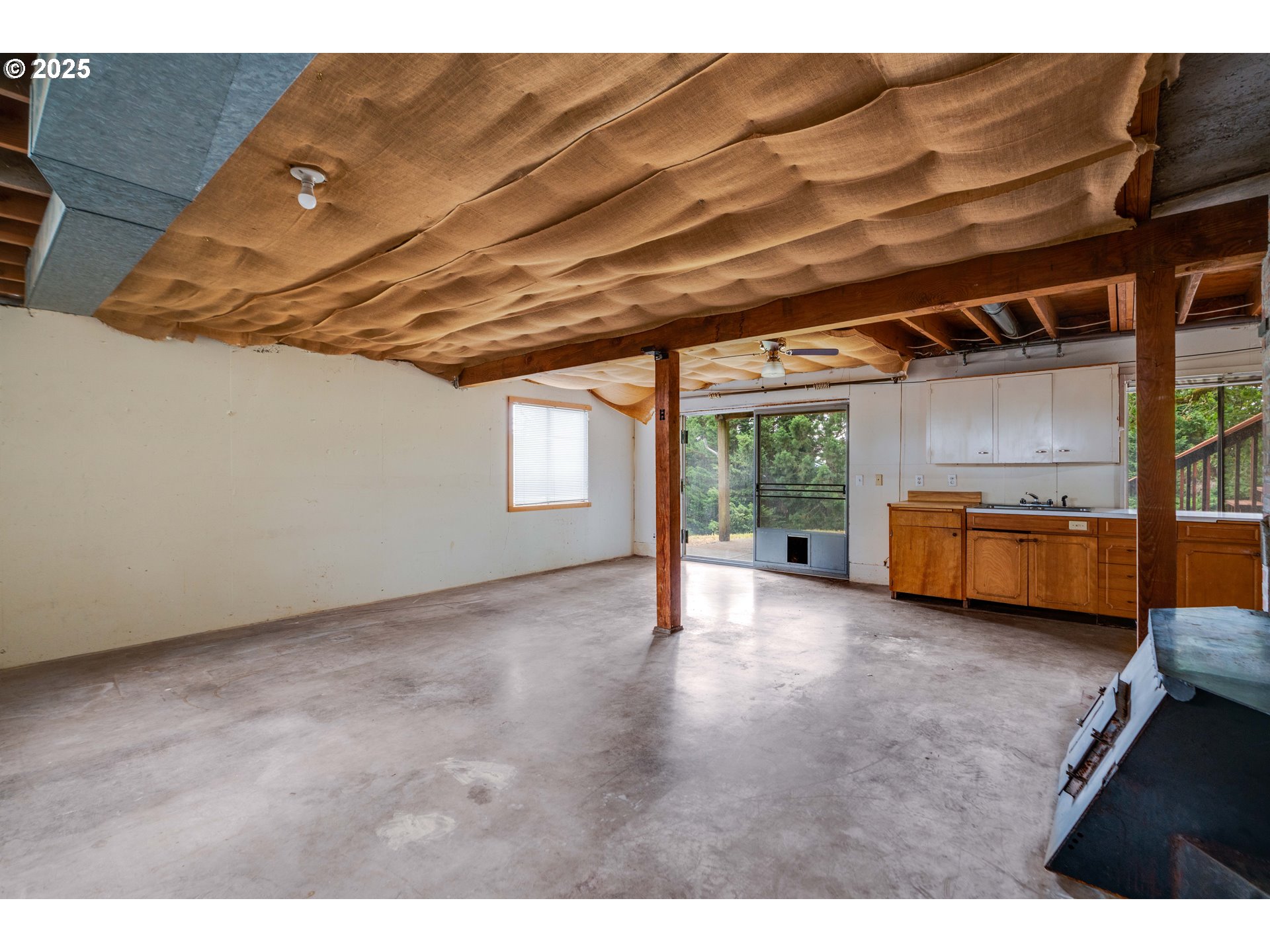 29141 SW PETES MOUNTAIN RD