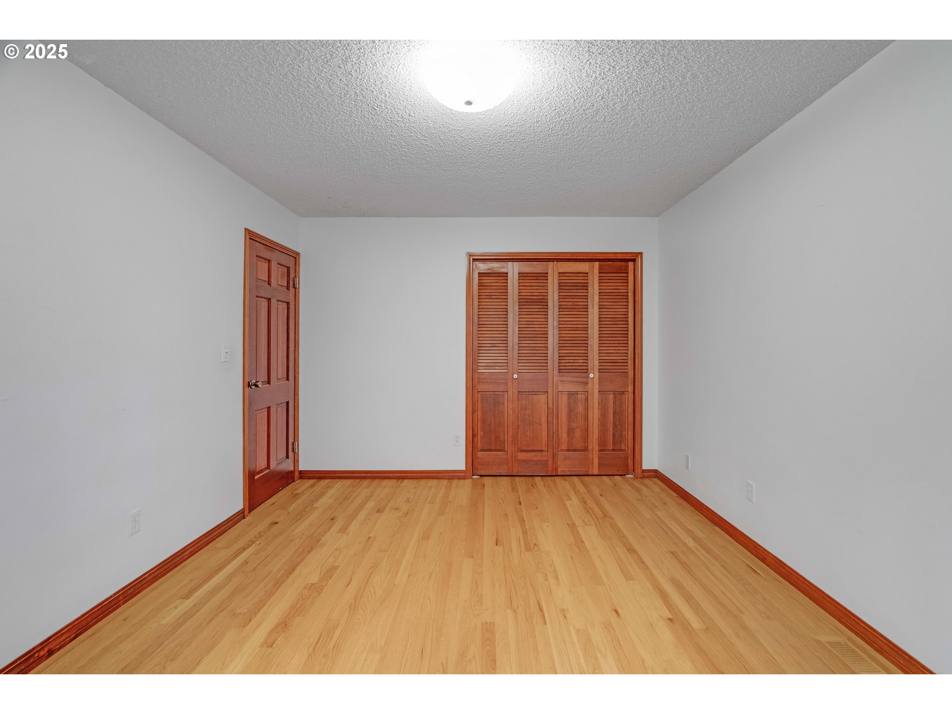29141 SW PETES MOUNTAIN RD
