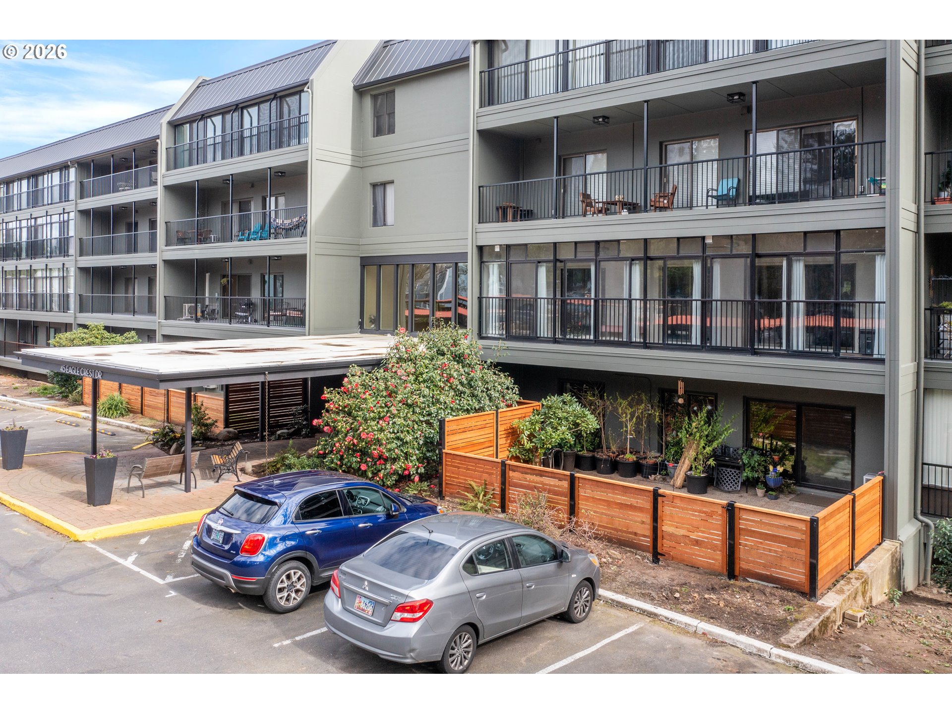 45 EAGLE CREST DR 311