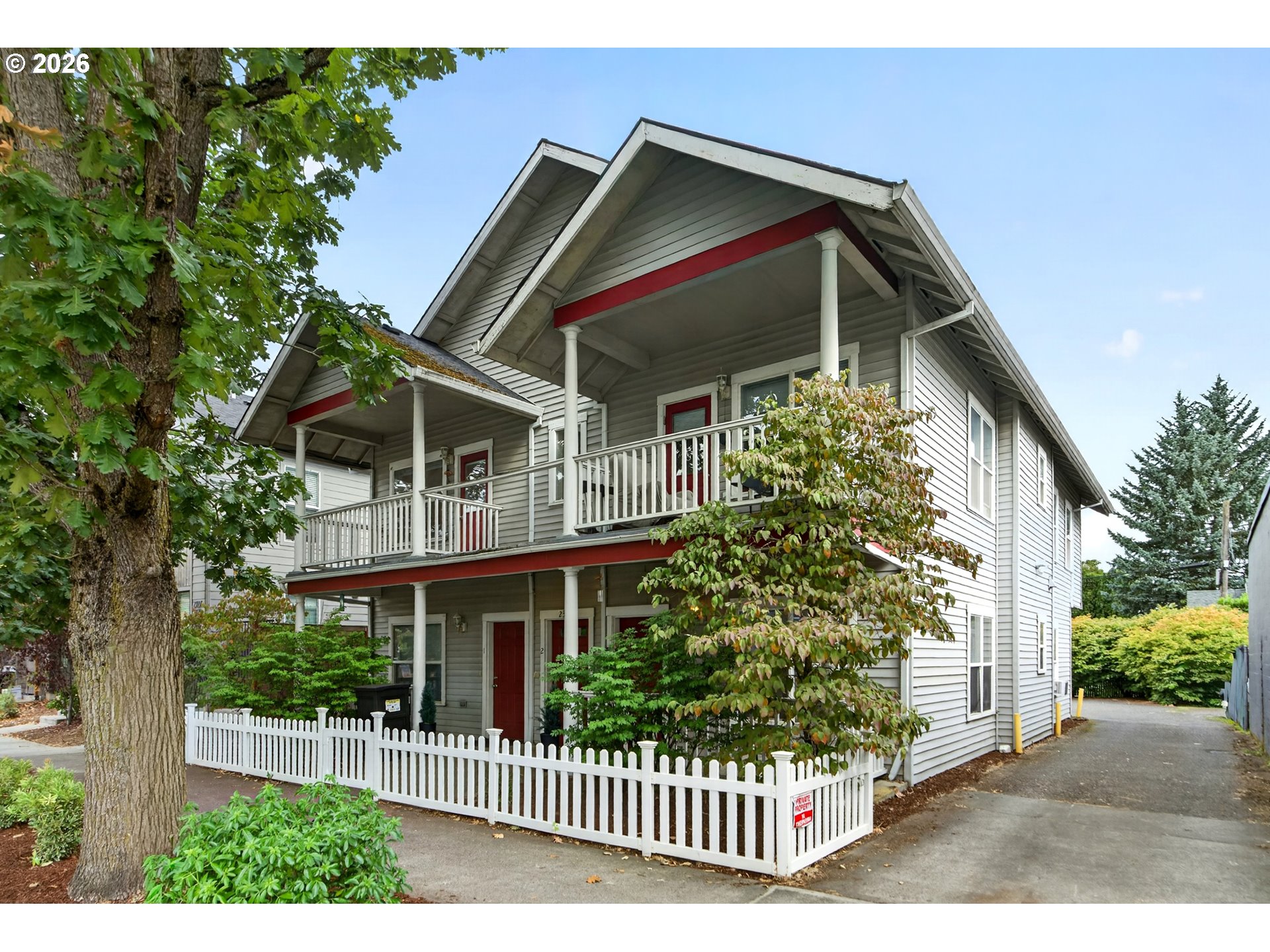 2315 N LOMBARD ST