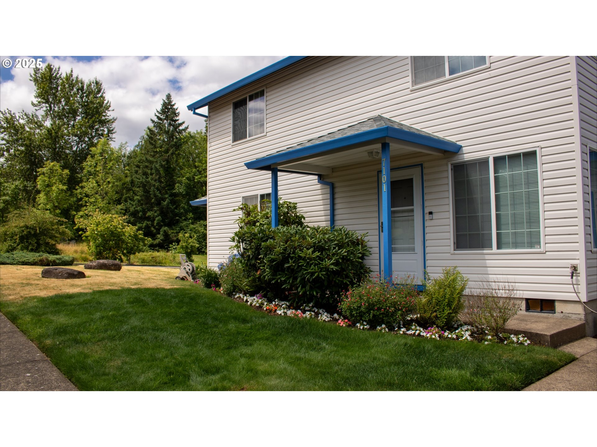 10723 SE HENDERSON ST