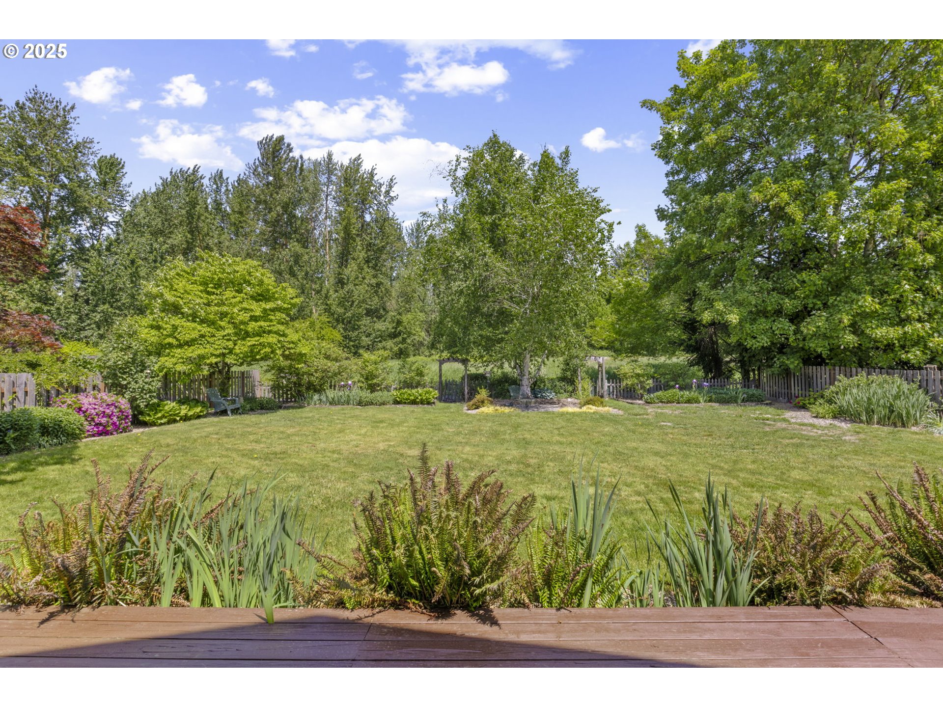 647 NE MEADOW DR, Portland