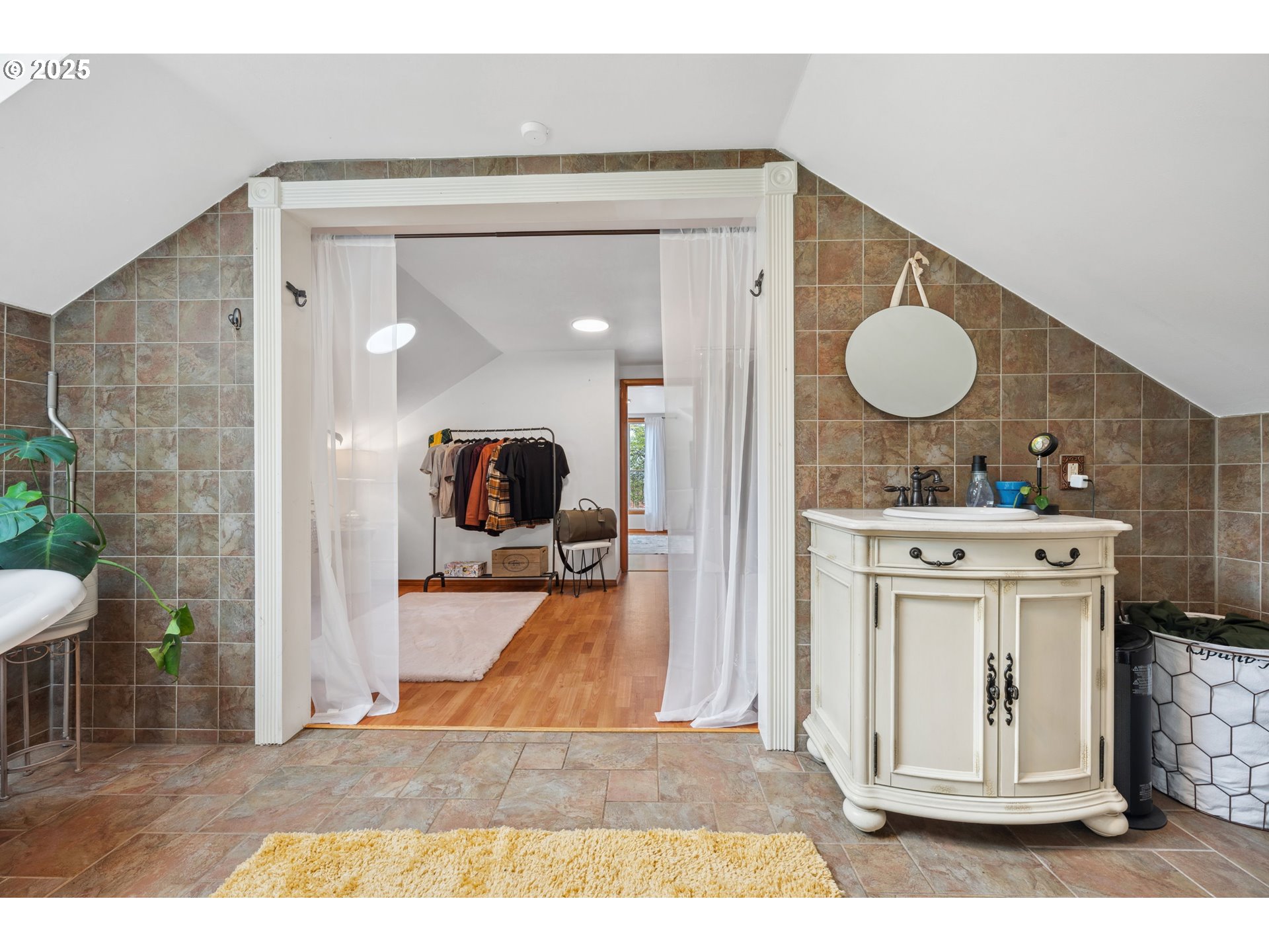 25925 NW SAINT HELENS RD