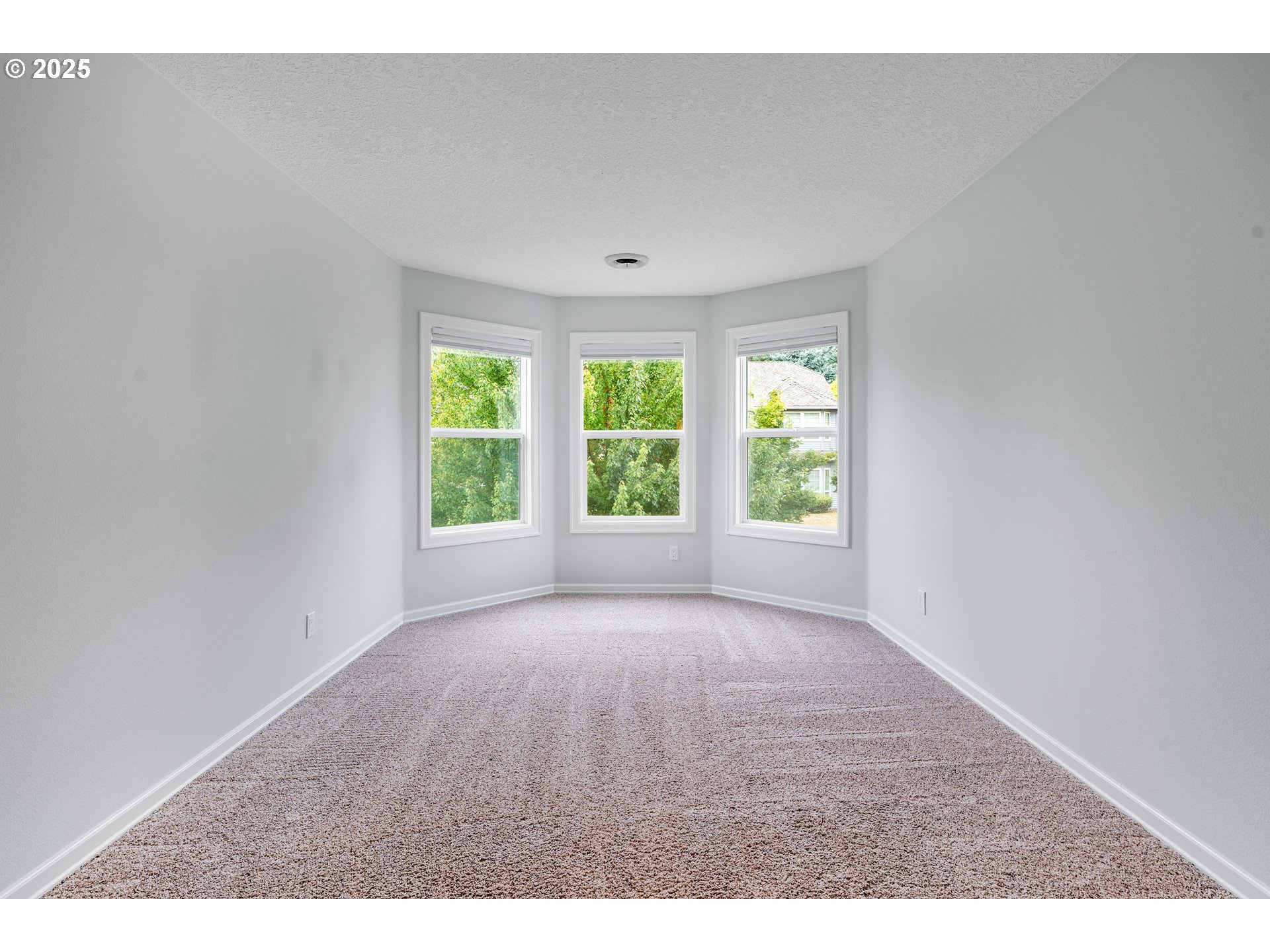 10010 SW STEEPLECHASE CIR
