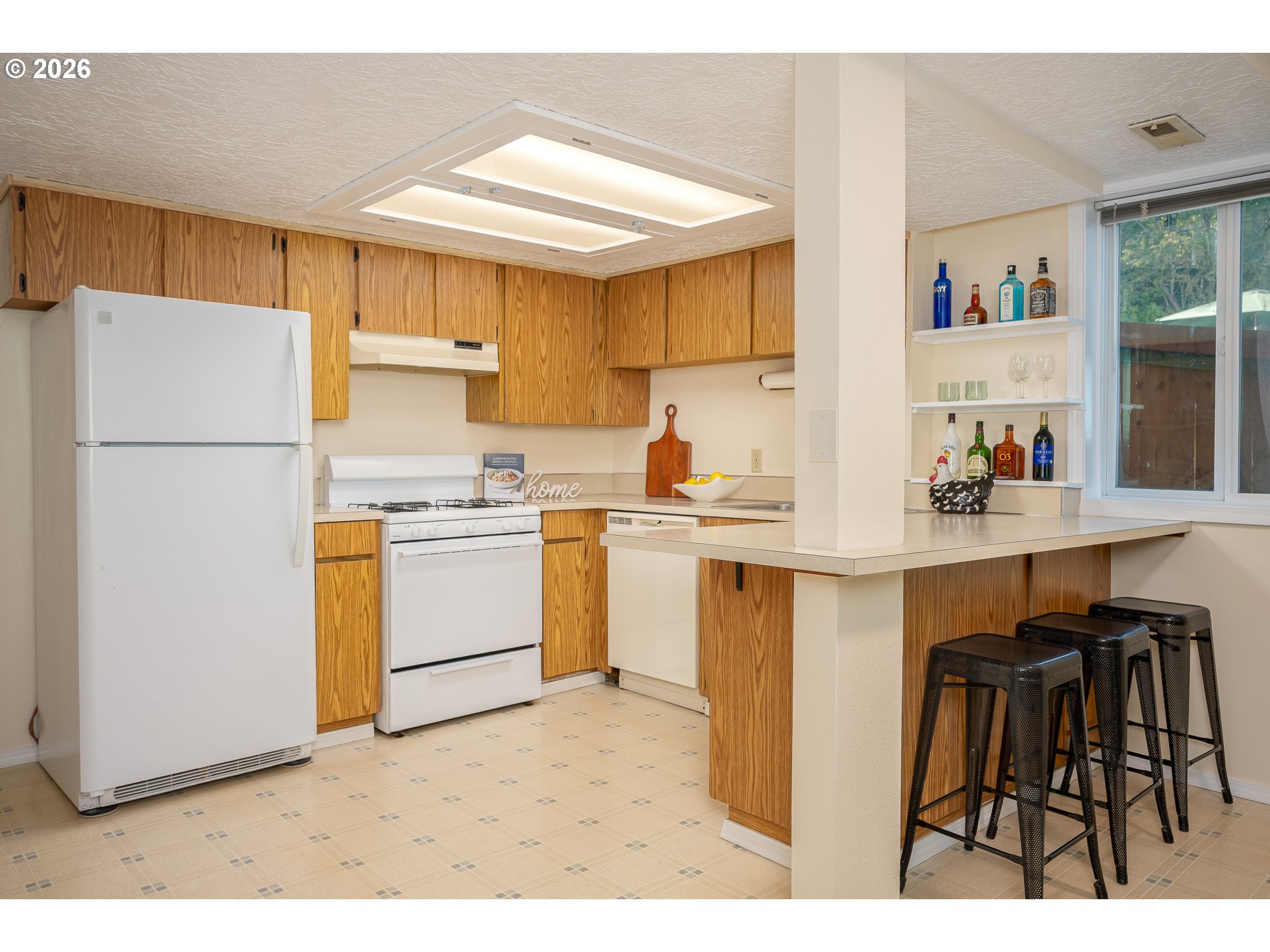 7007 SW 33RD PL