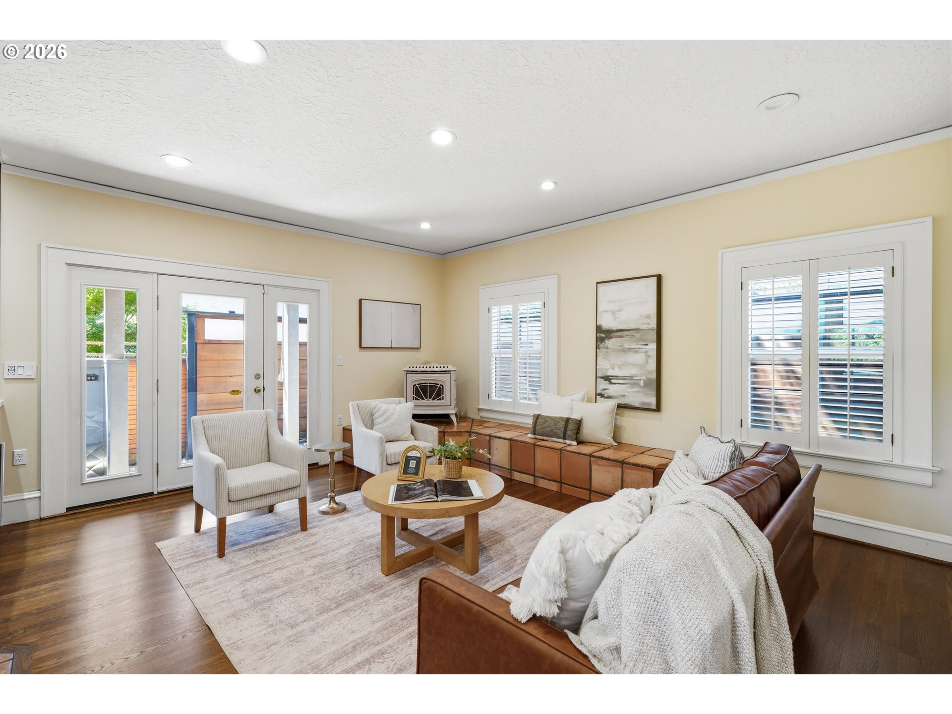 1133 NE 37TH AVE