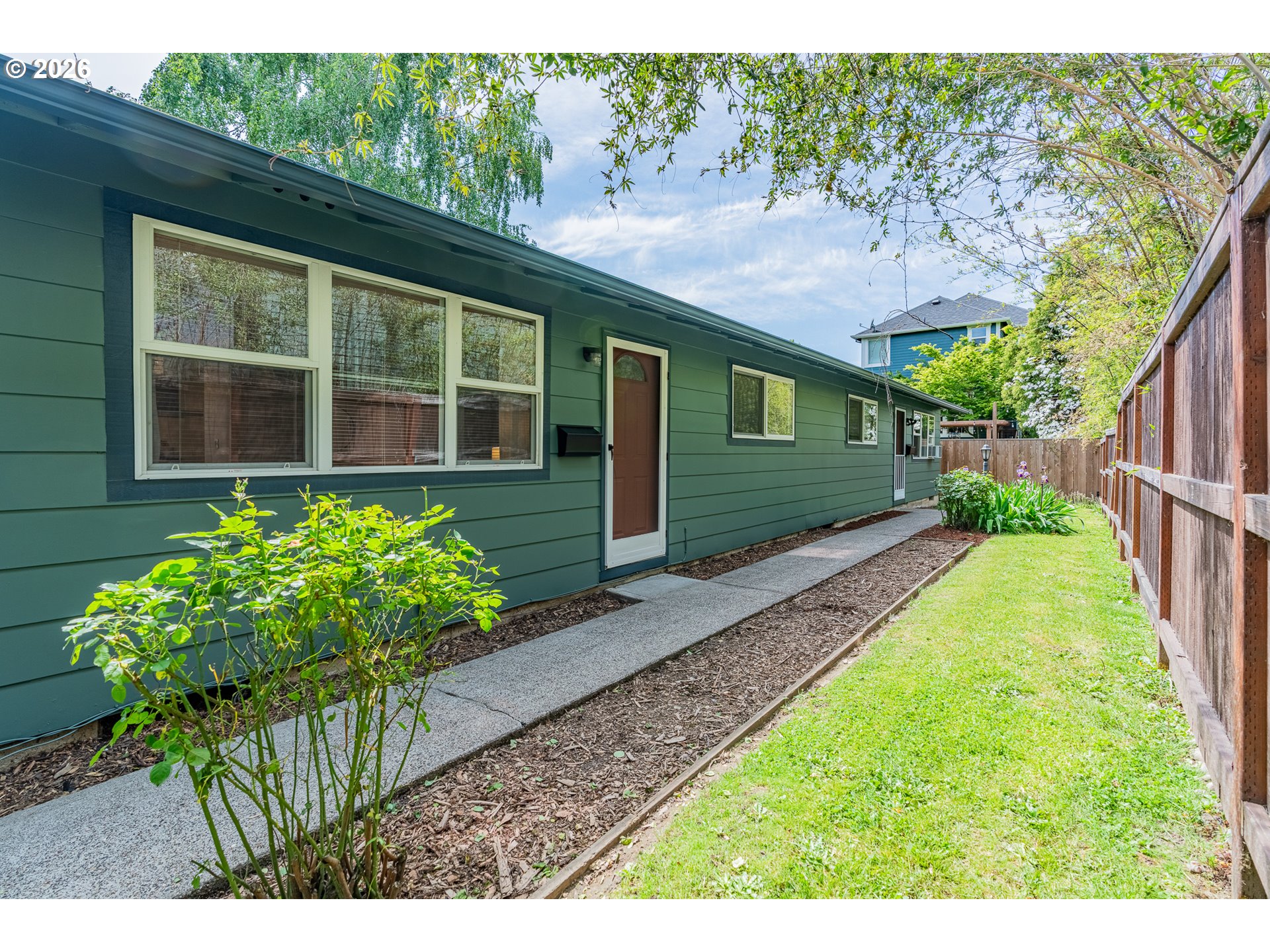 2913/2915 SE 19TH AVE