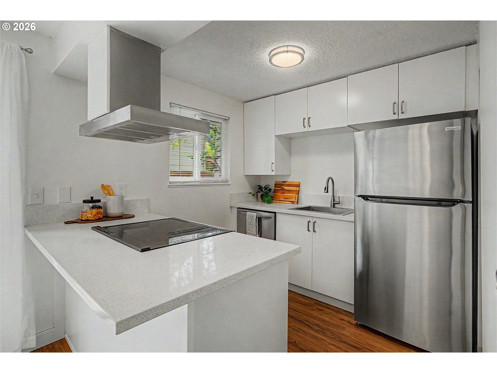 2913/2915 SE 19TH AVE