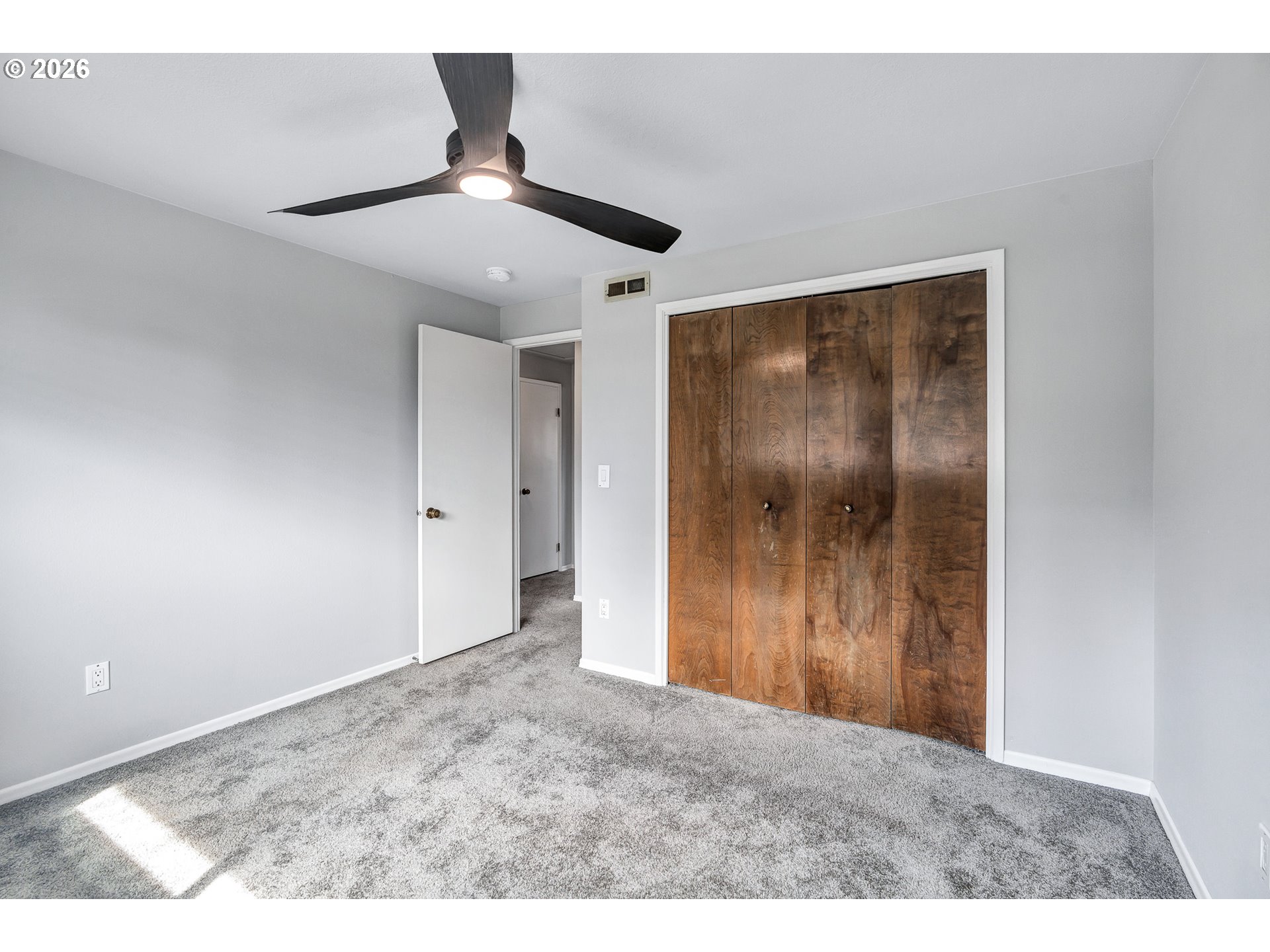 17 BRITTEN CT