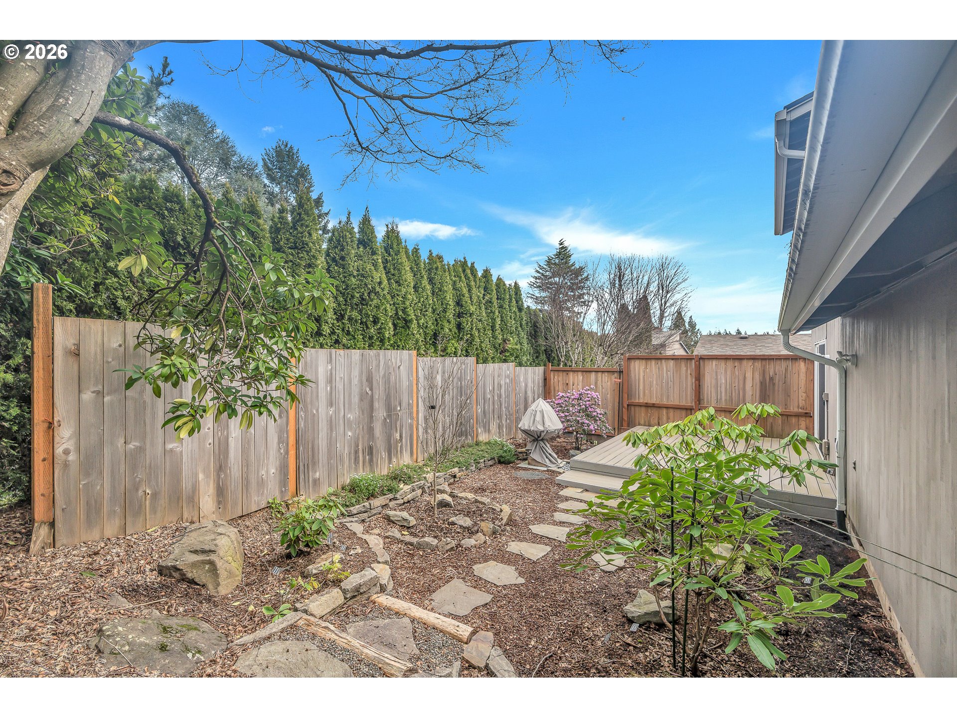 17 BRITTEN CT