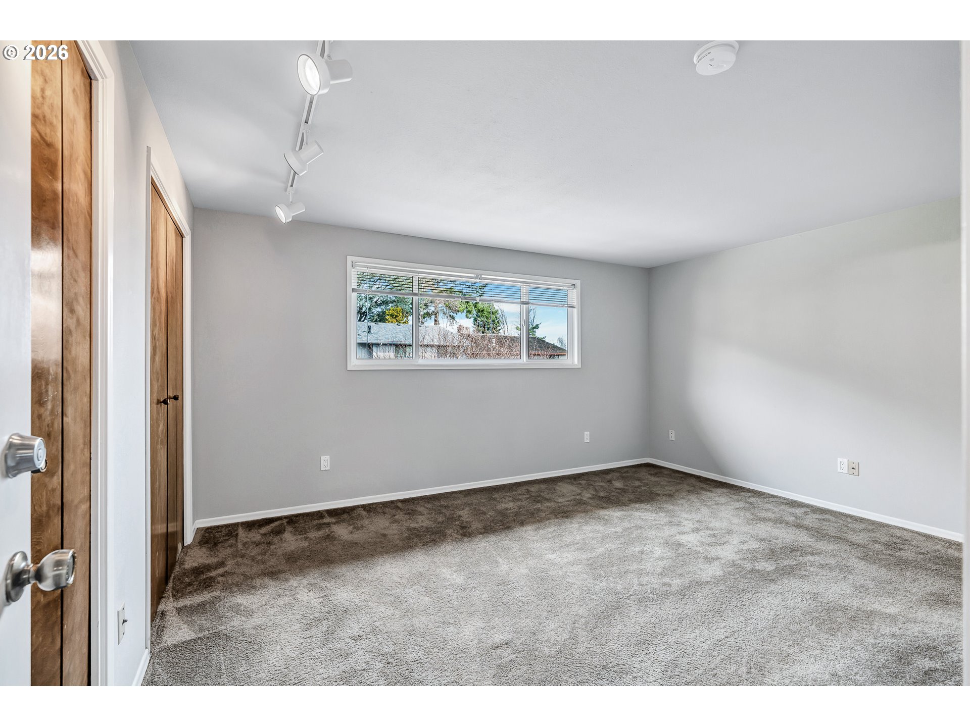 17 BRITTEN CT