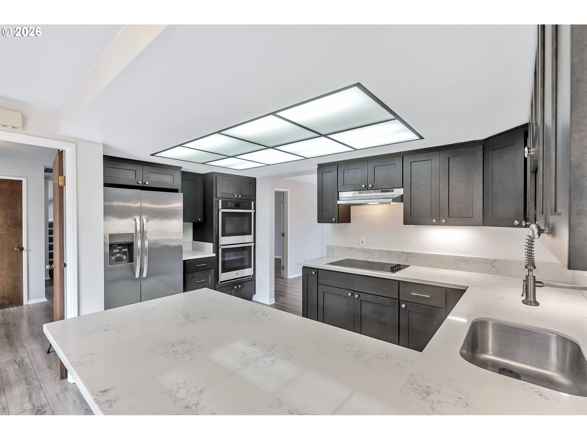 17 BRITTEN CT