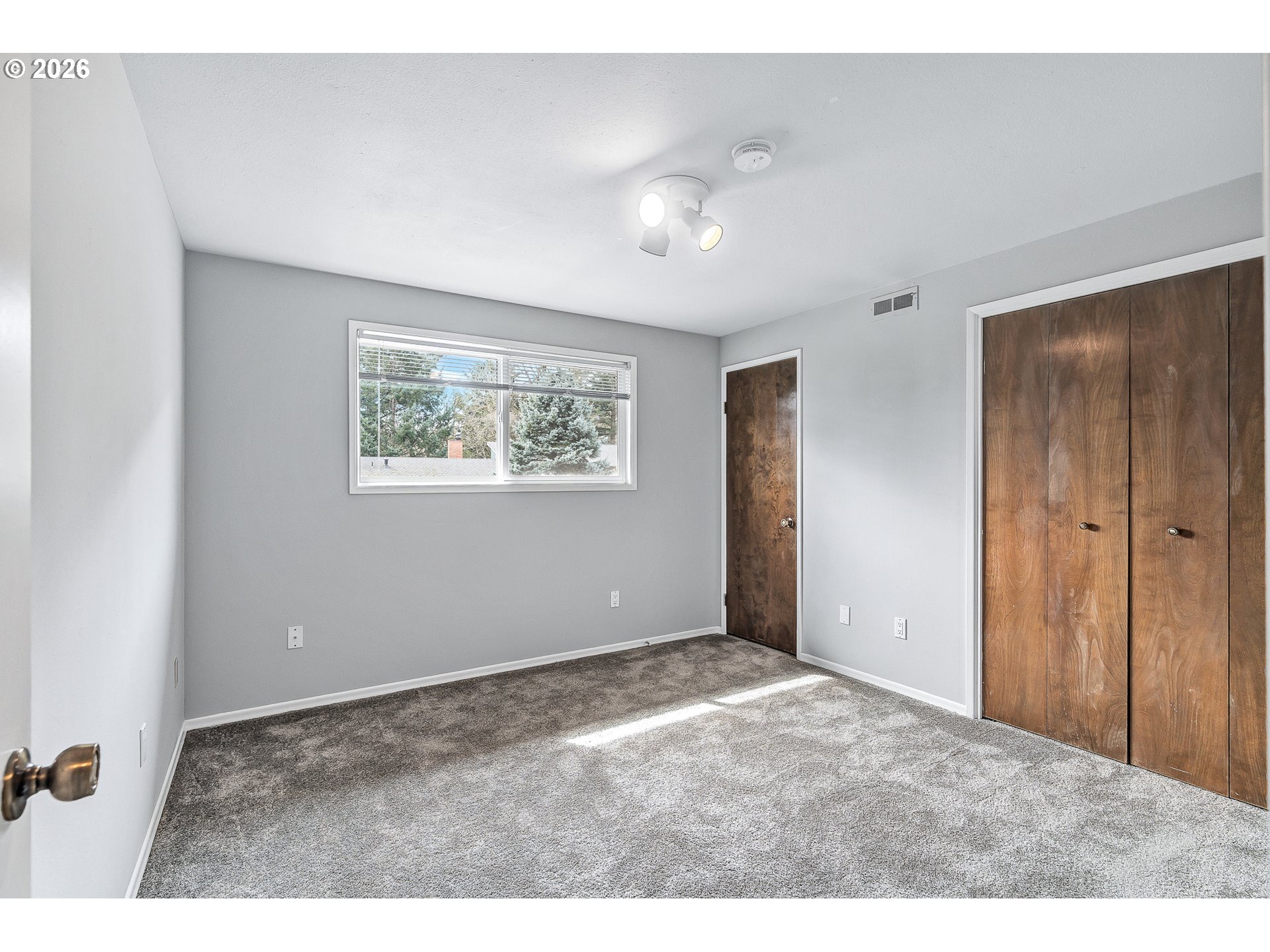 17 BRITTEN CT