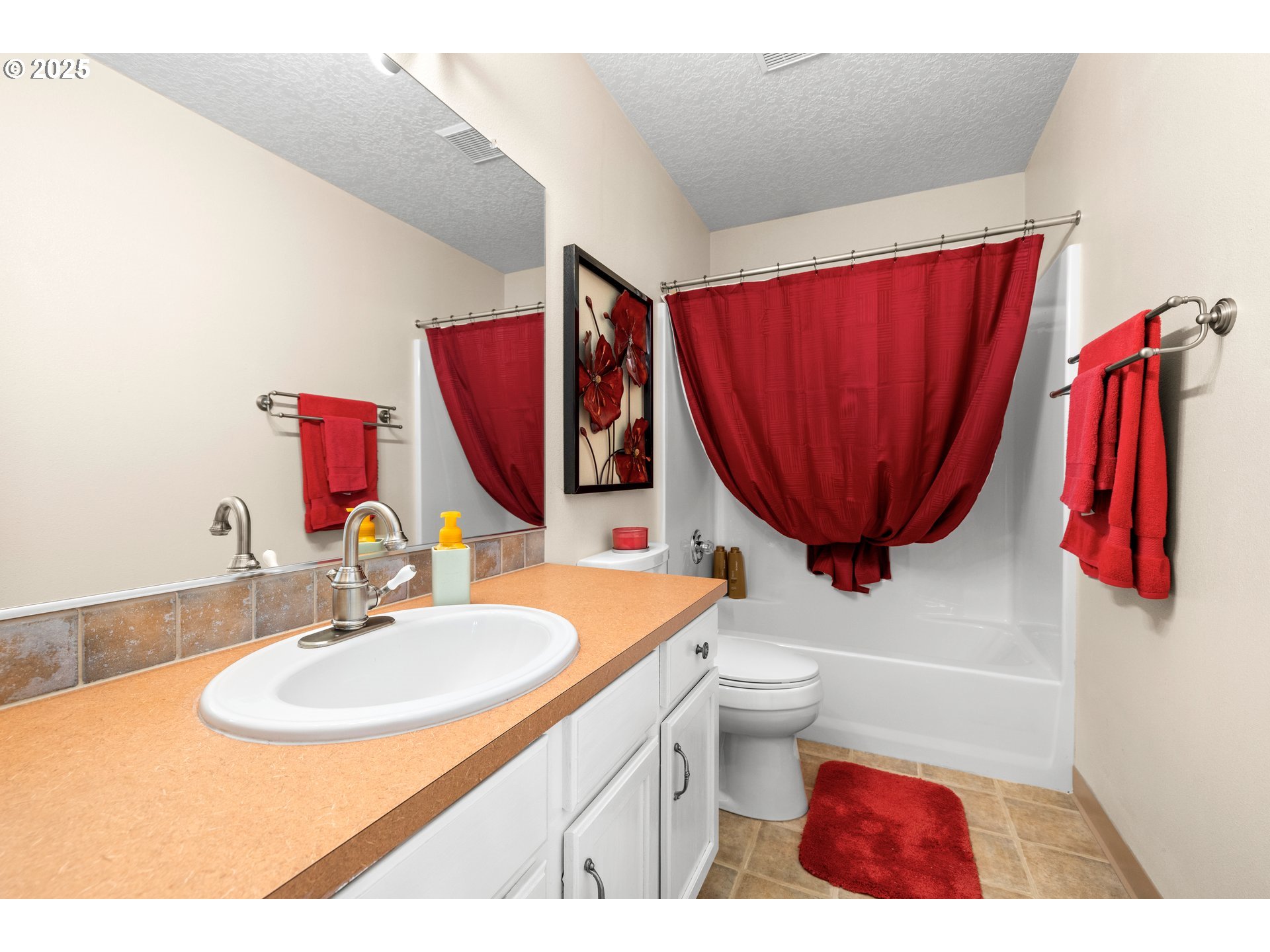 20674 NE SHORE VIEW DR