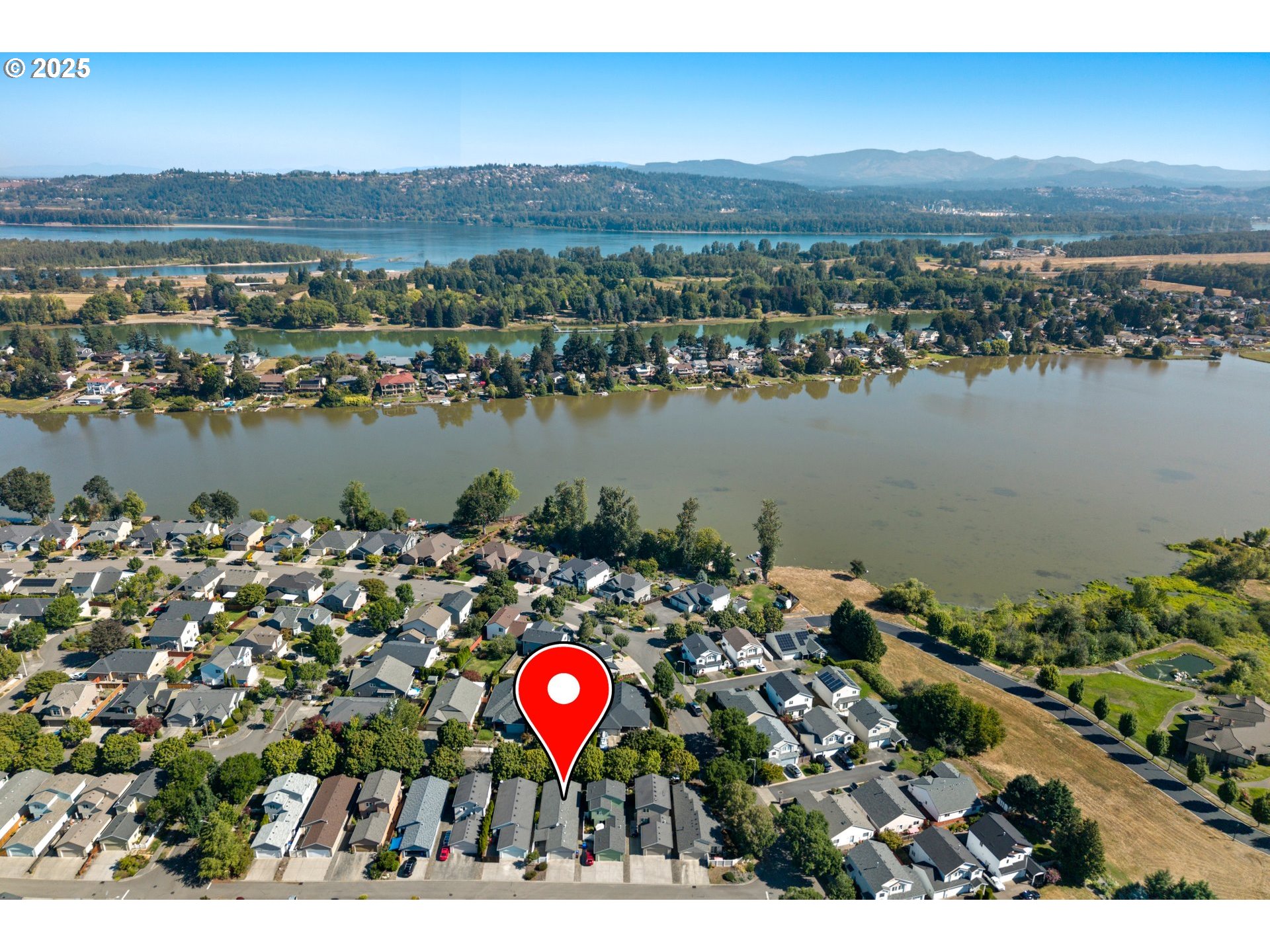 20674 NE SHORE VIEW DR