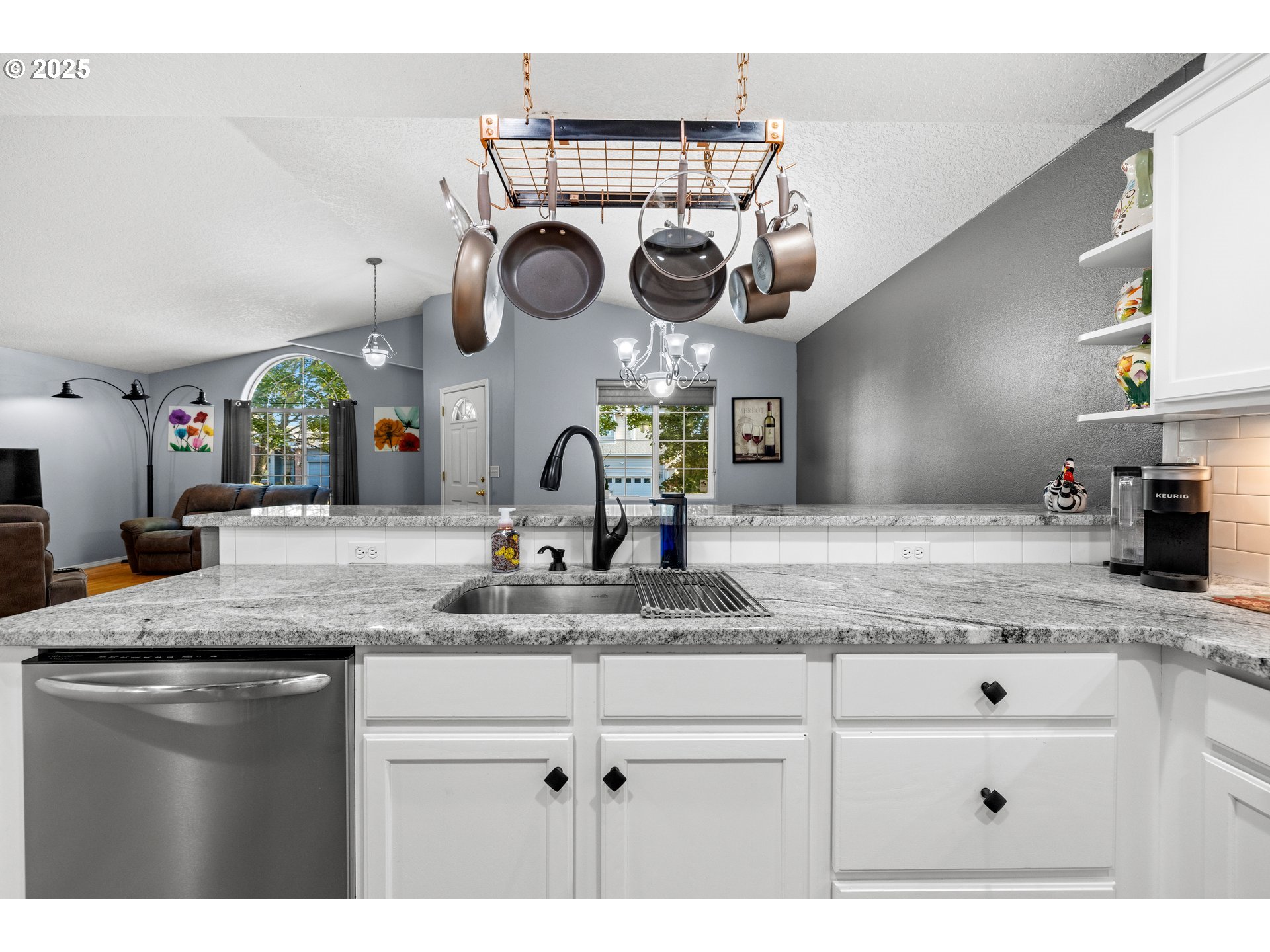 20674 NE SHORE VIEW DR