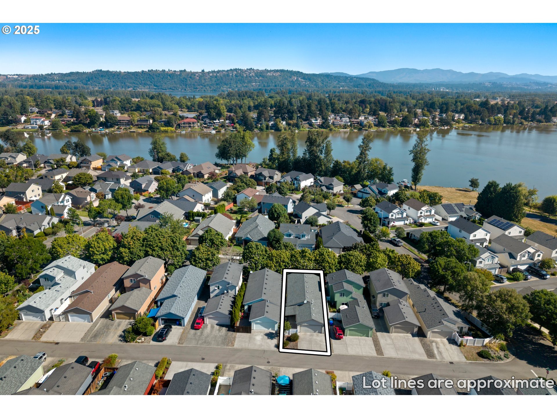 20674 NE SHORE VIEW DR