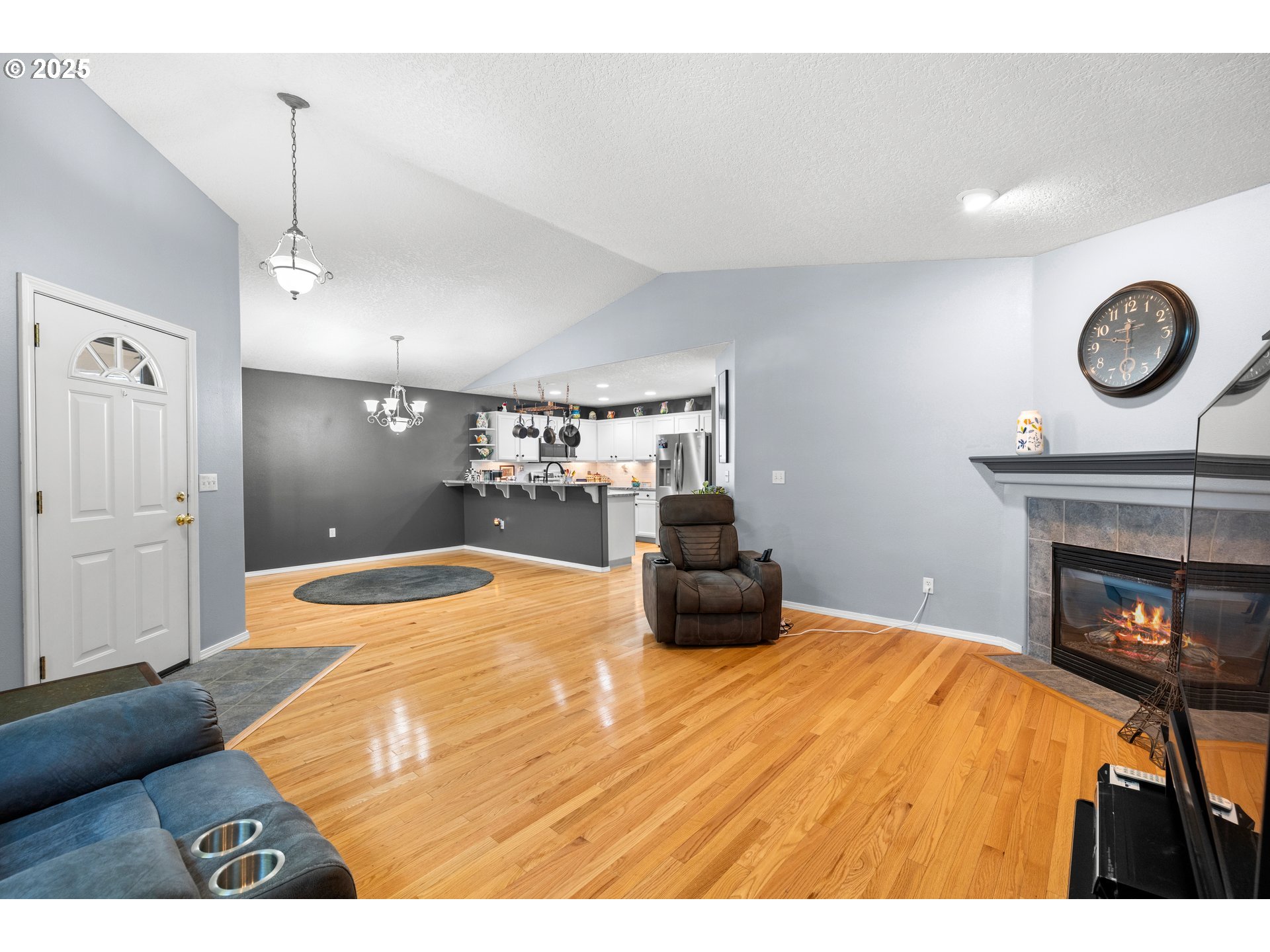 20674 NE SHORE VIEW DR