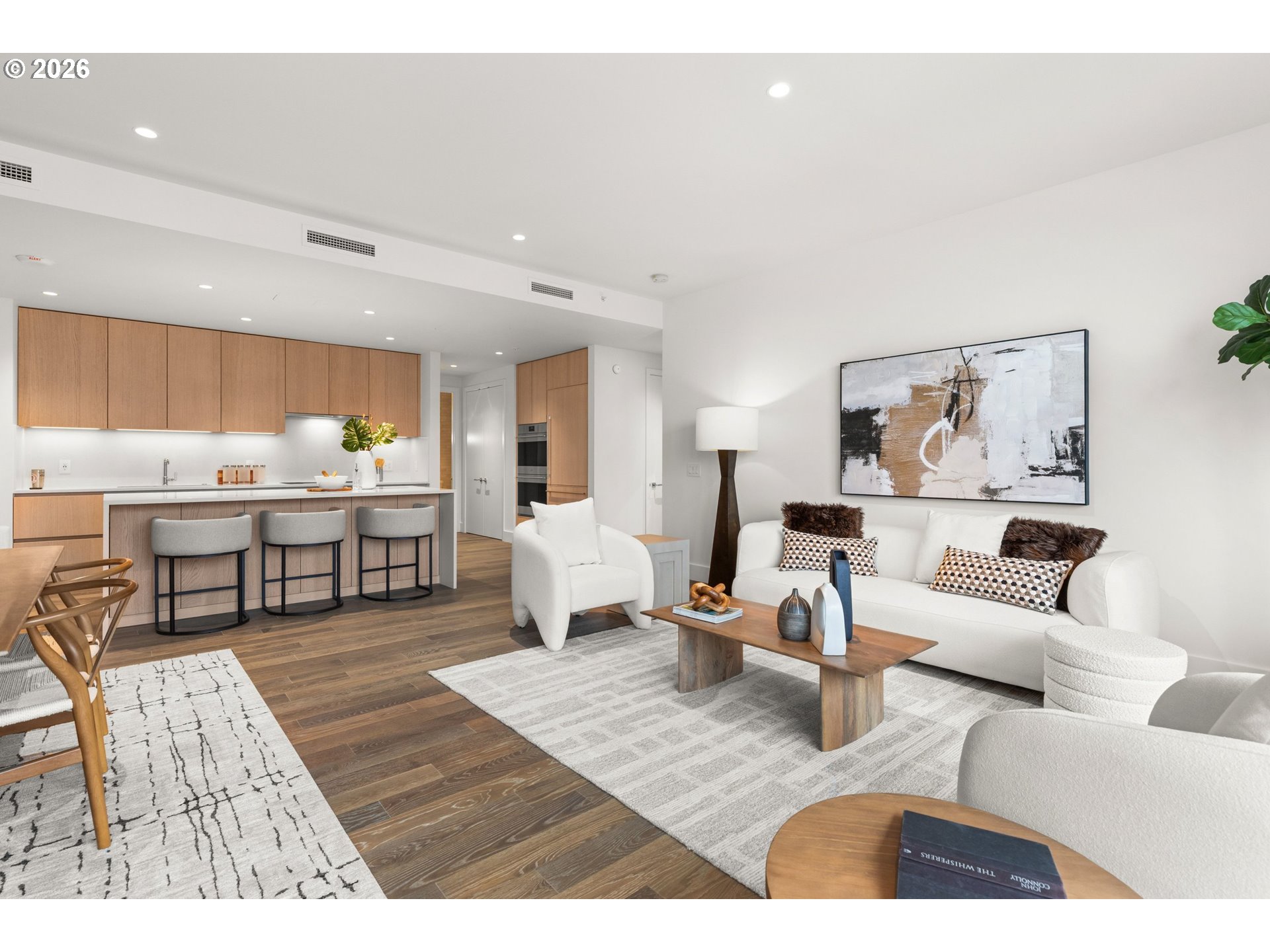 550 SW 10TH AVE 2102