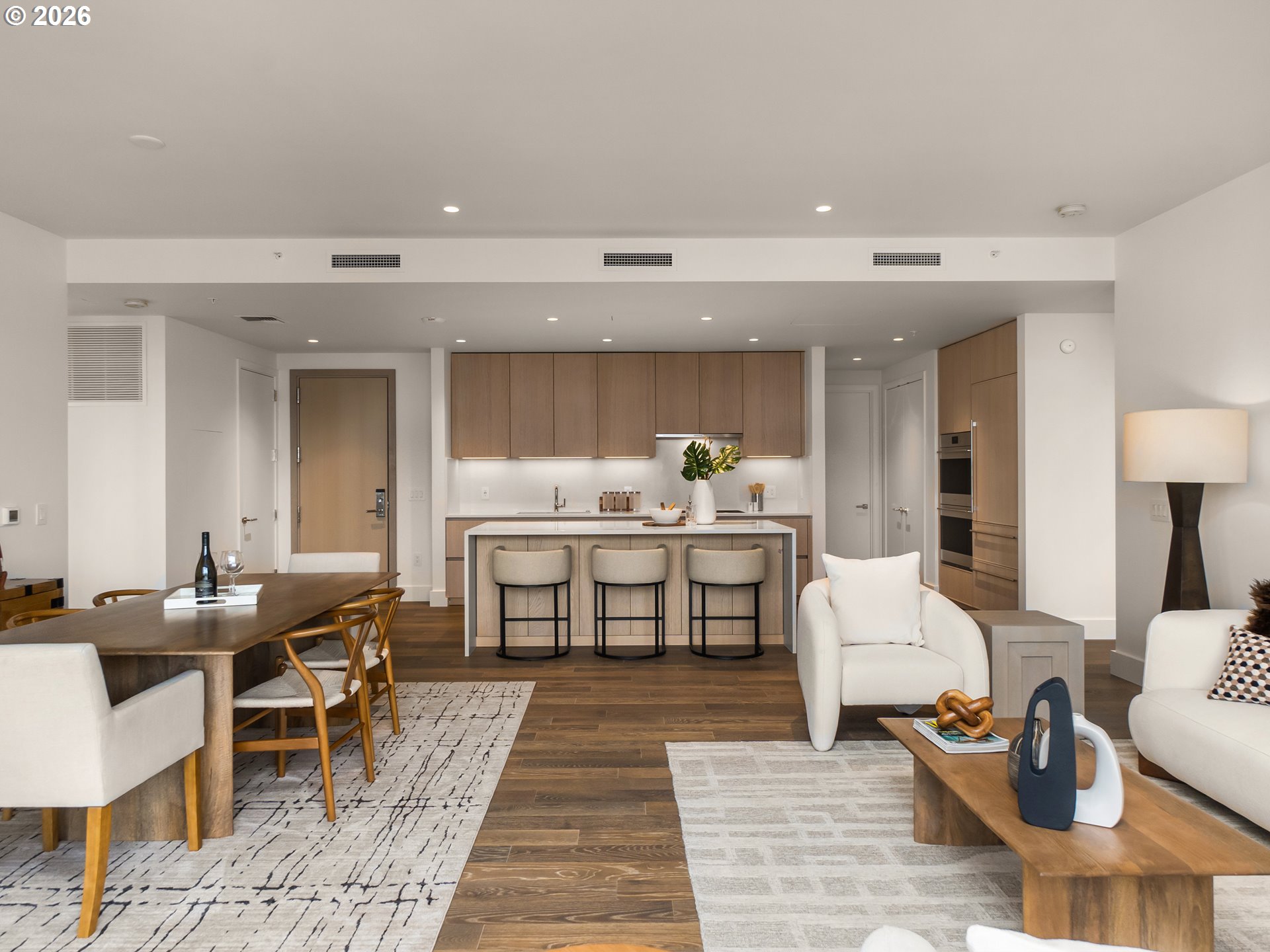 550 SW 10TH AVE 2102