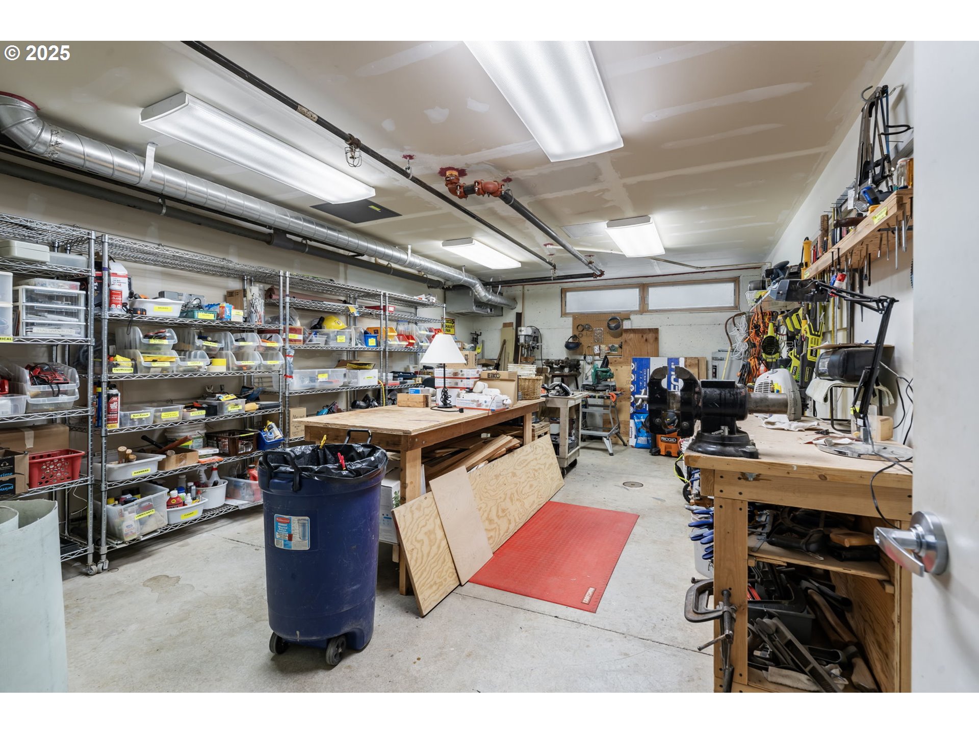 2525 N KILLINGSWORTH ST 205