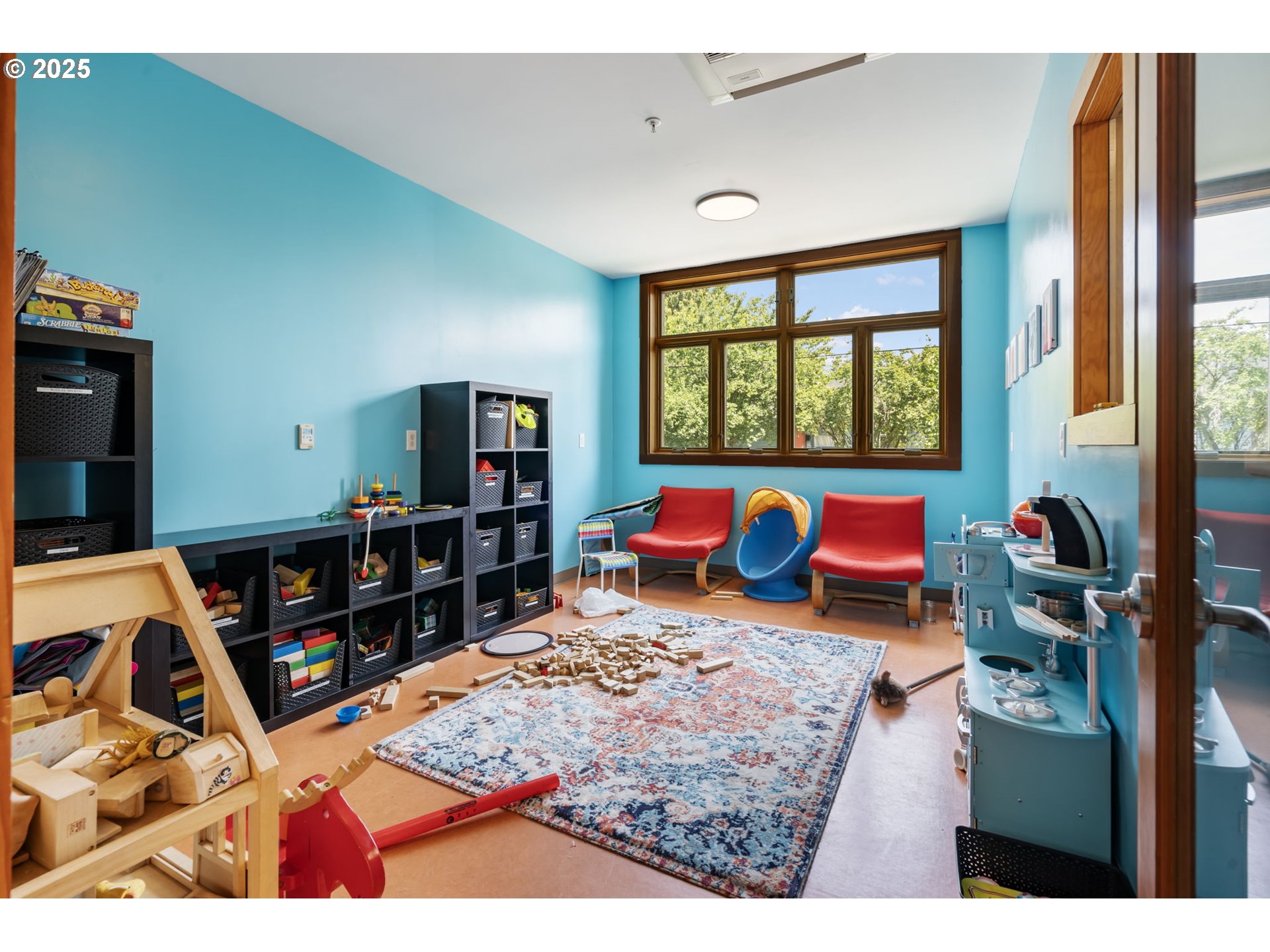2525 N KILLINGSWORTH ST 205