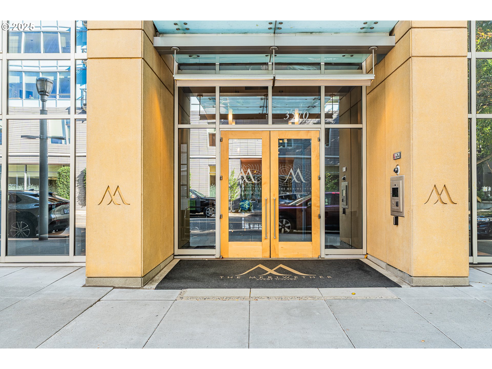 3570 S RIVER PKWY 2301