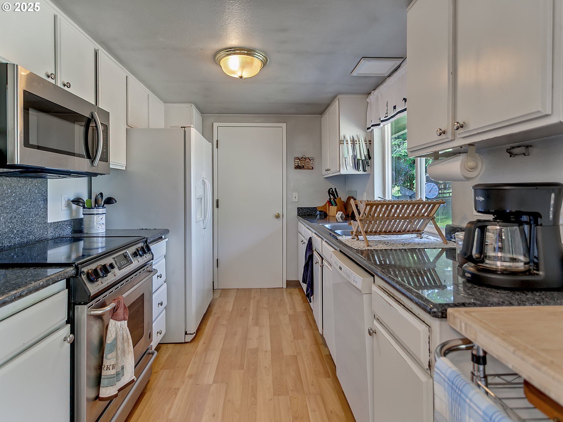 21000 SW FINNIGAN HILL RD