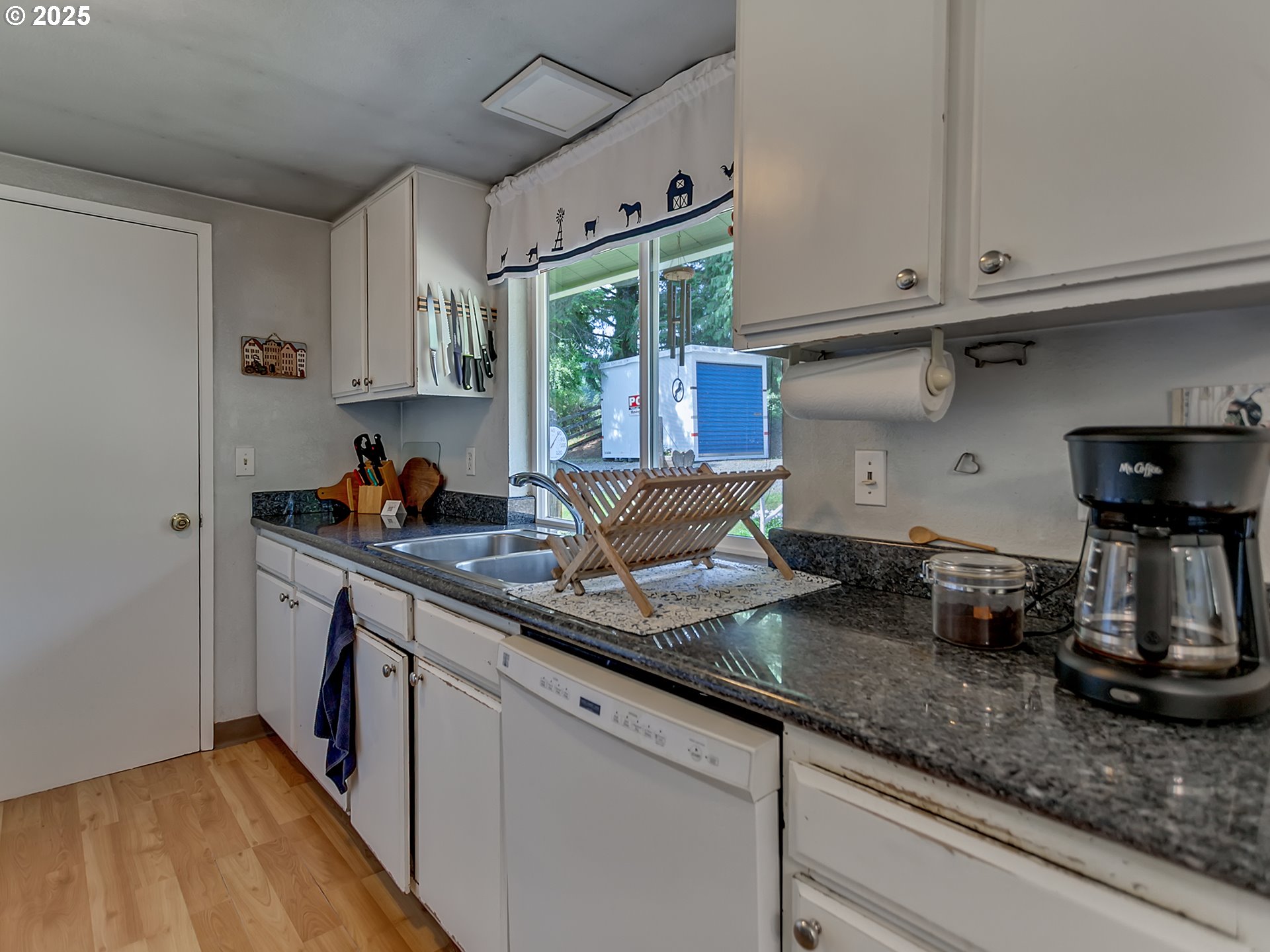 21000 SW FINNIGAN HILL RD