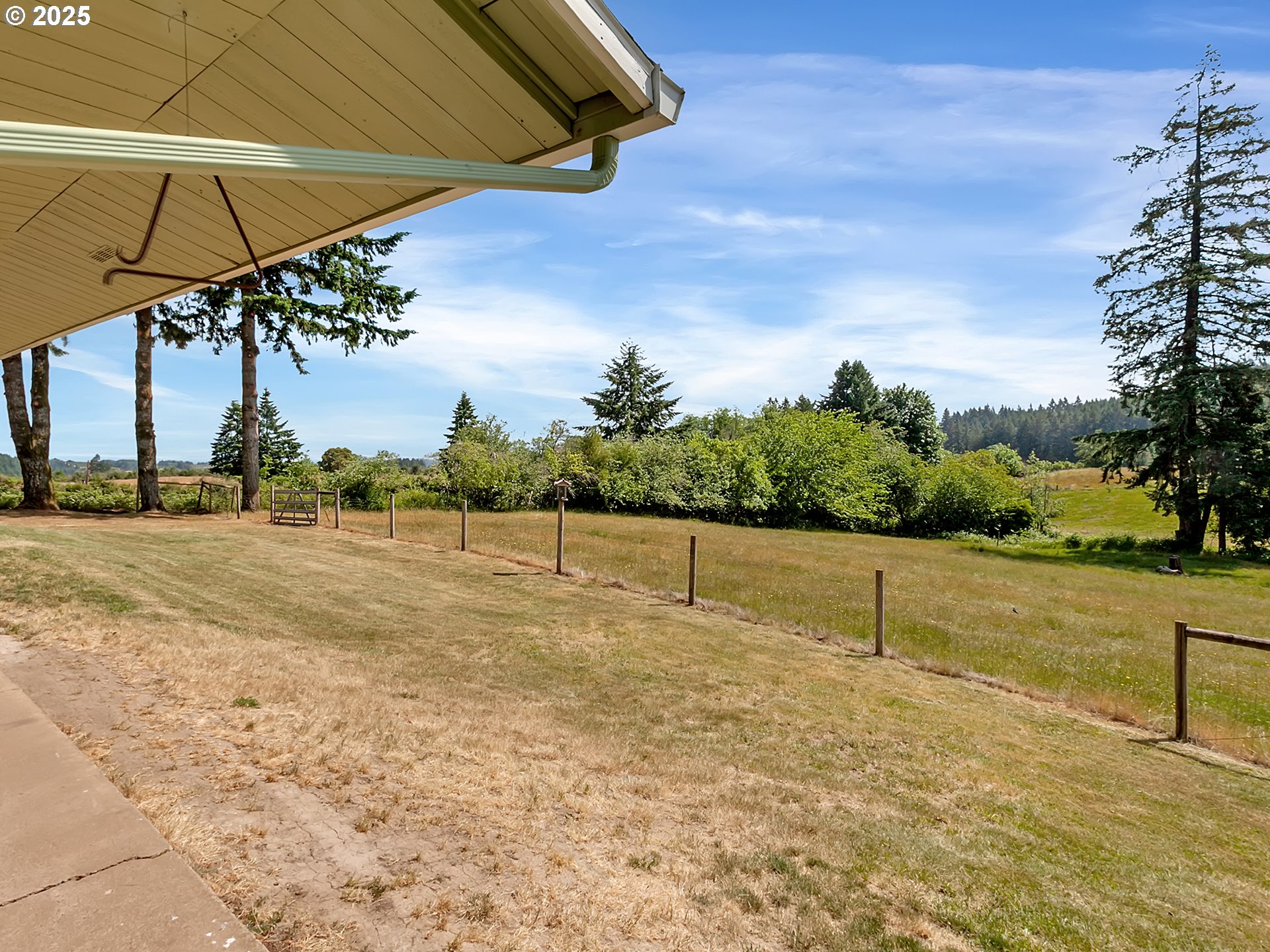 21000 SW FINNIGAN HILL RD