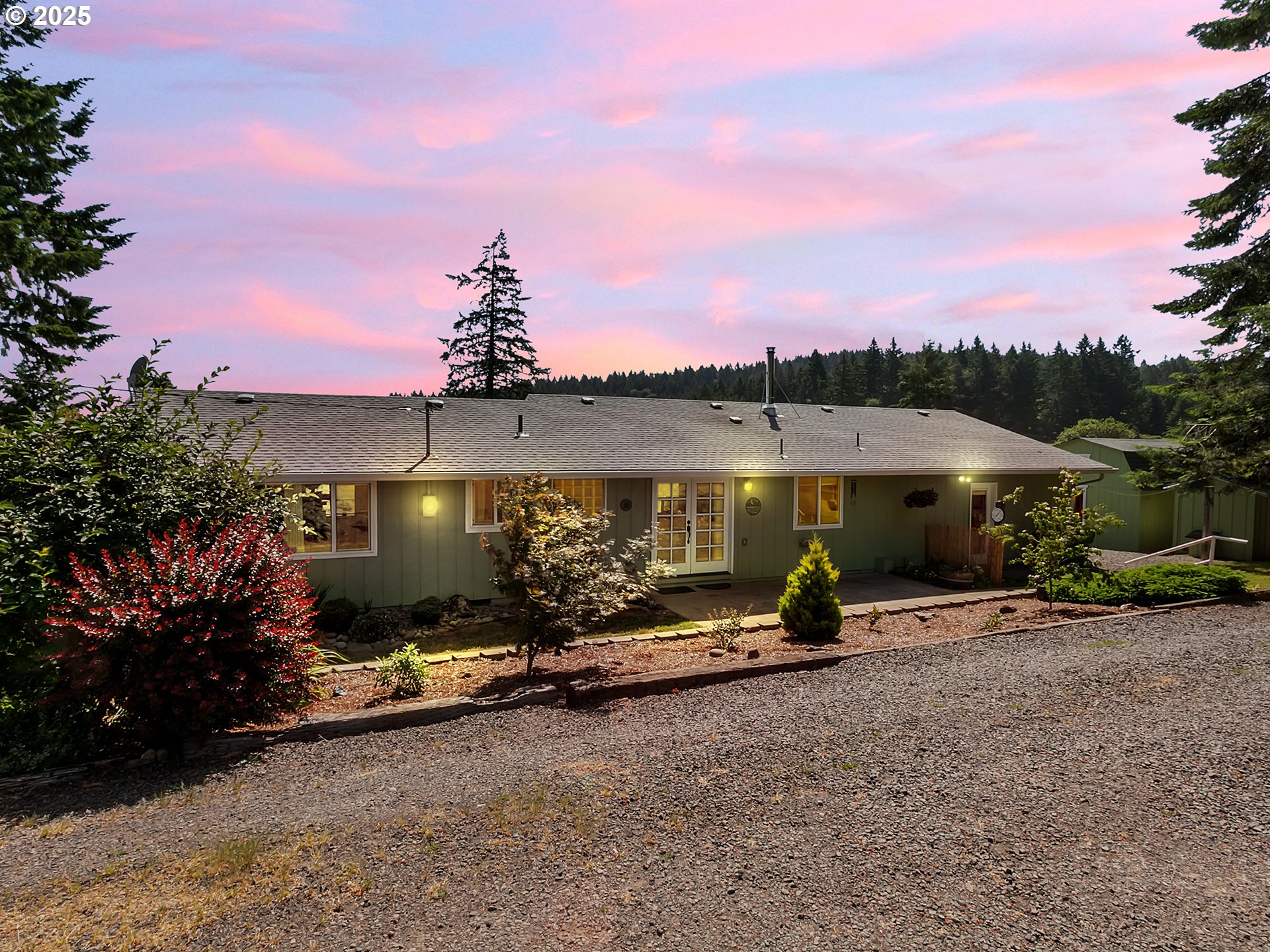 21000 SW FINNIGAN HILL RD