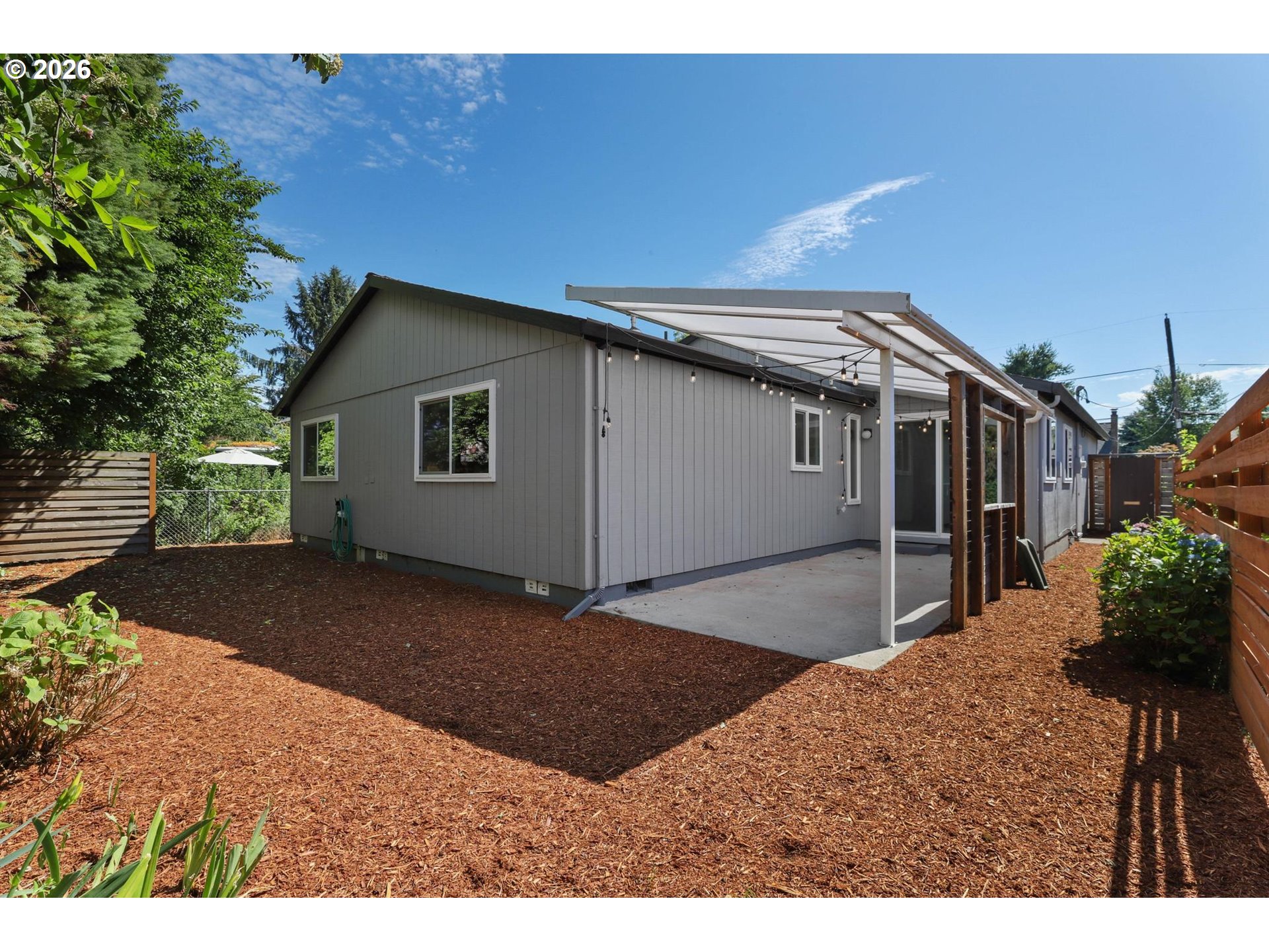 305 SE 84TH AVE